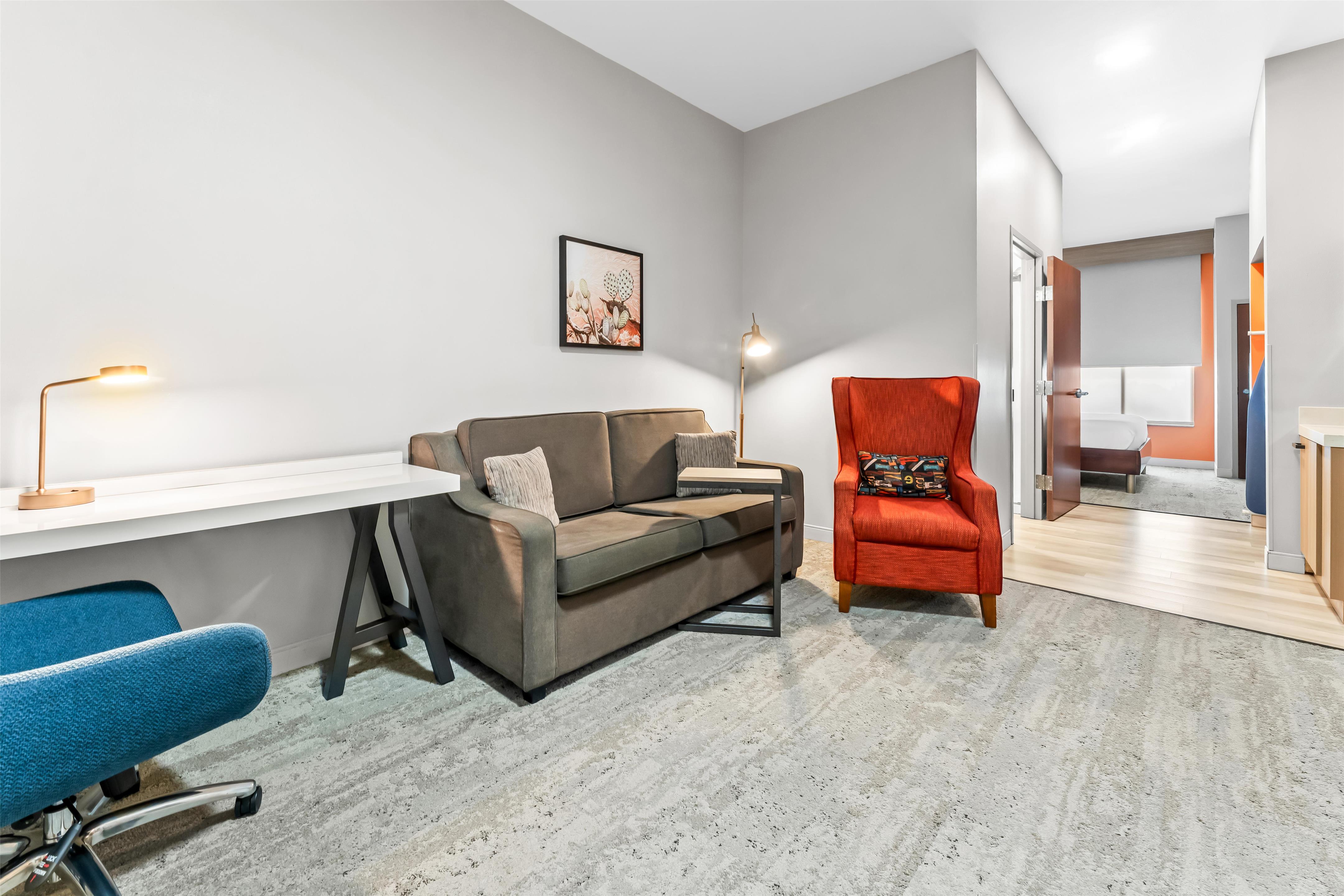 Guest room