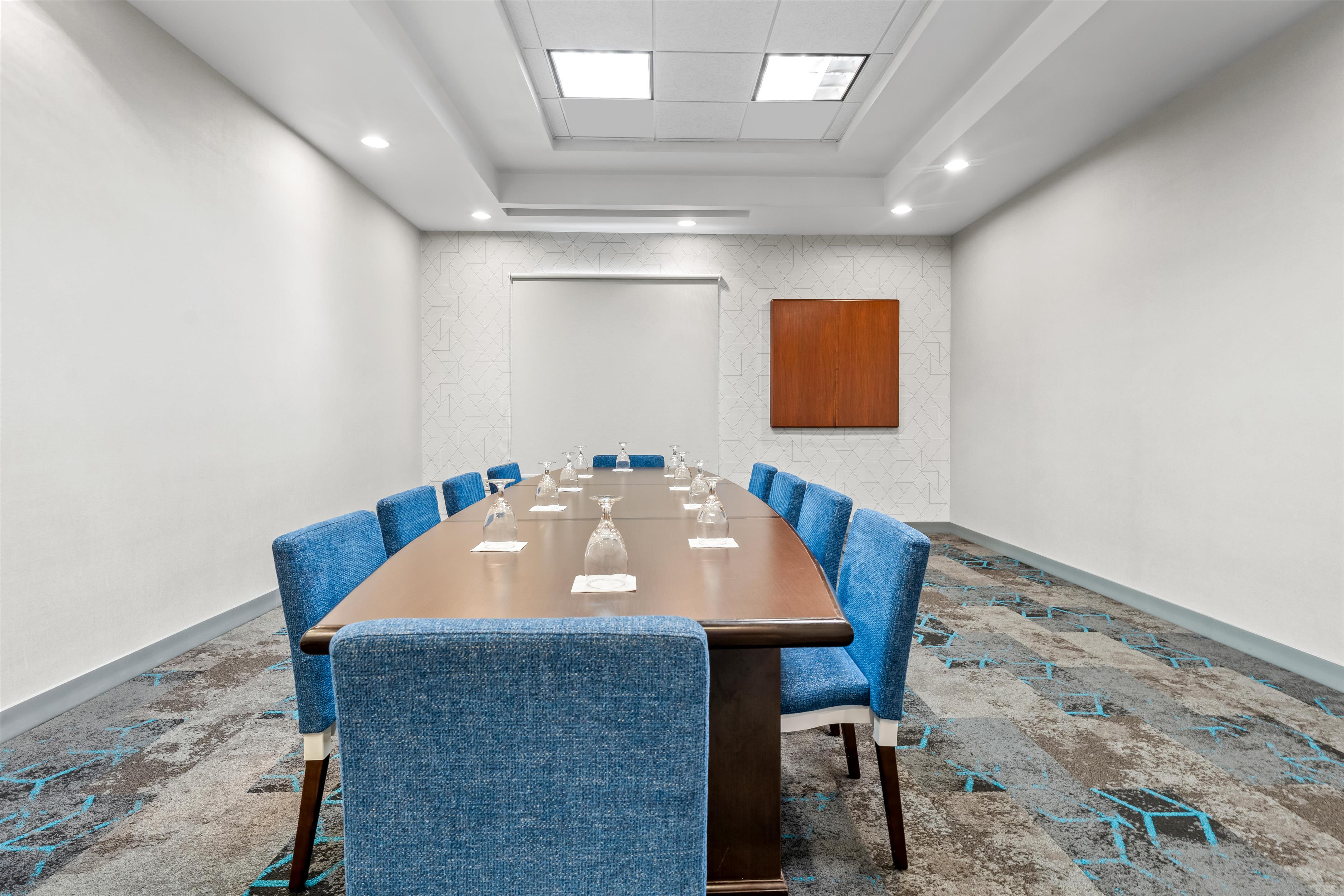Meeting Room | Hilton Garden Inn Warner Robins