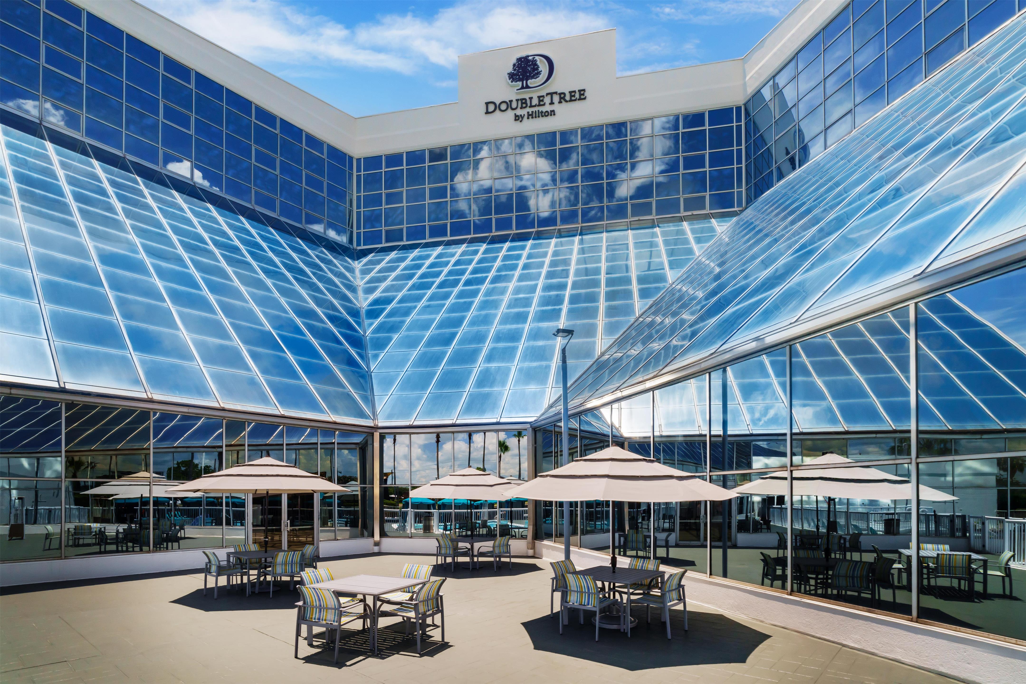 Exterior | DoubleTree by Hilton Orlando Airport