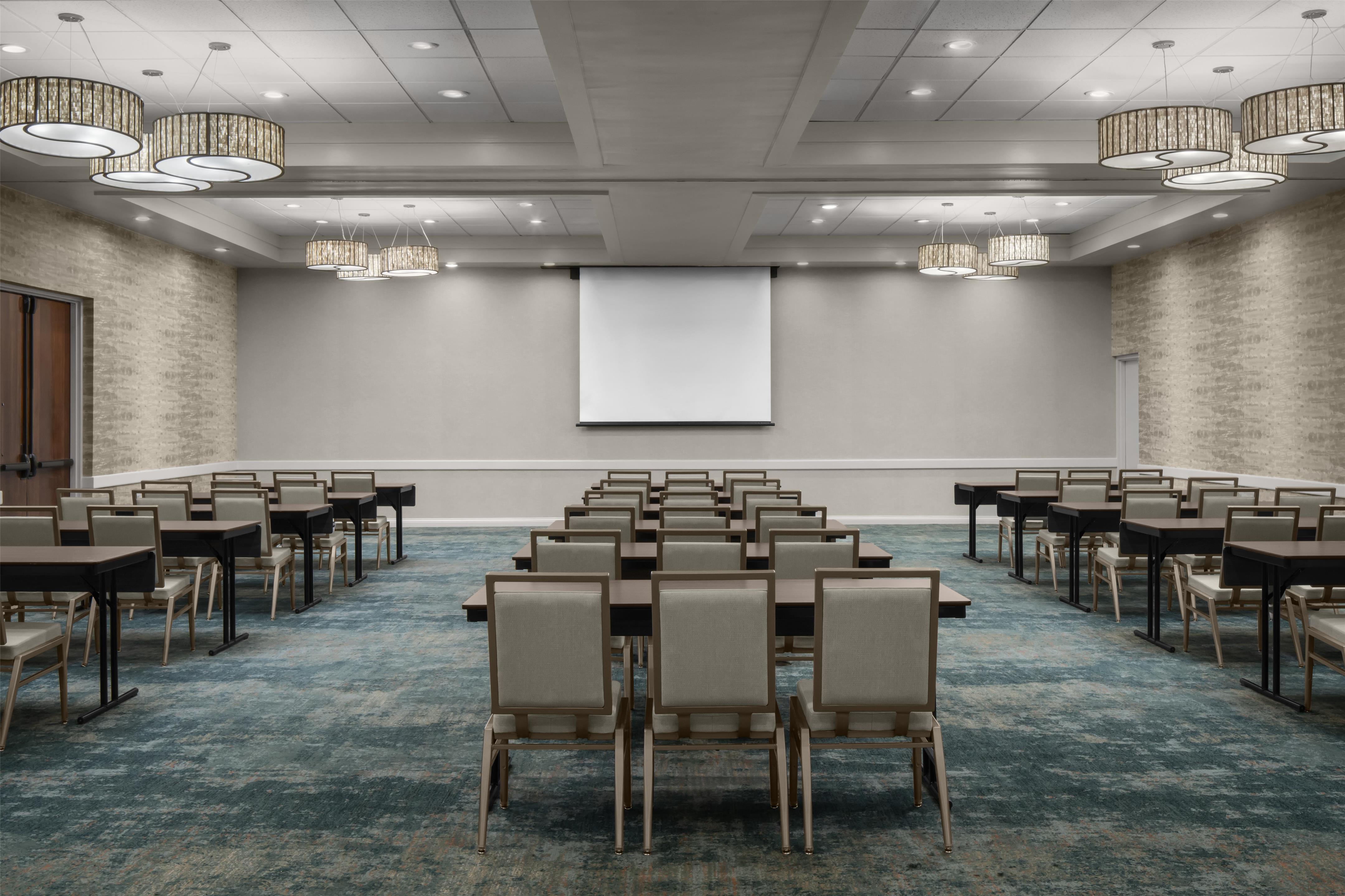 Meeting Room | Embassy Suites by Hilton Orlando International Dr ICON Park
