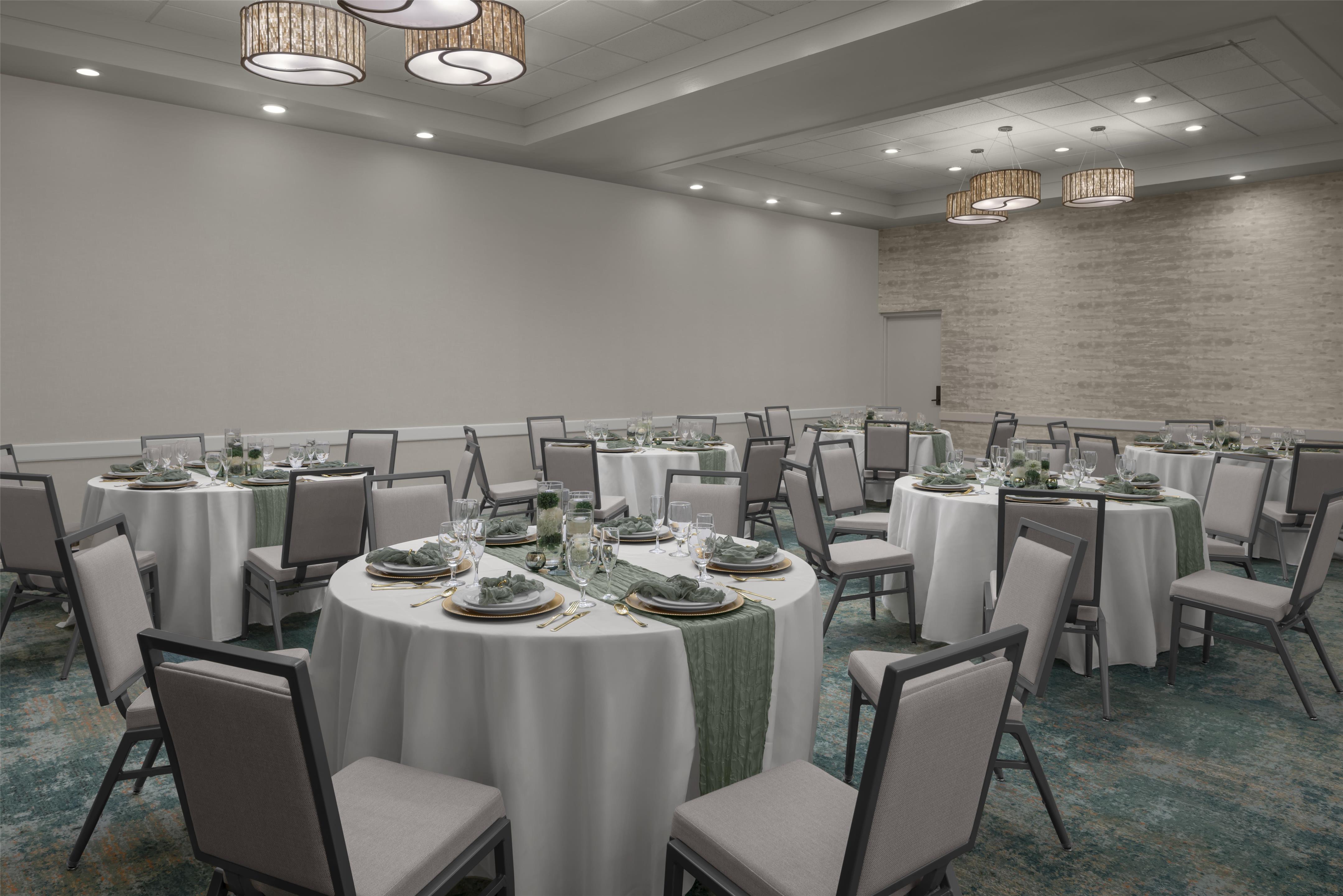 Meeting Room | Embassy Suites by Hilton Orlando International Dr ICON Park