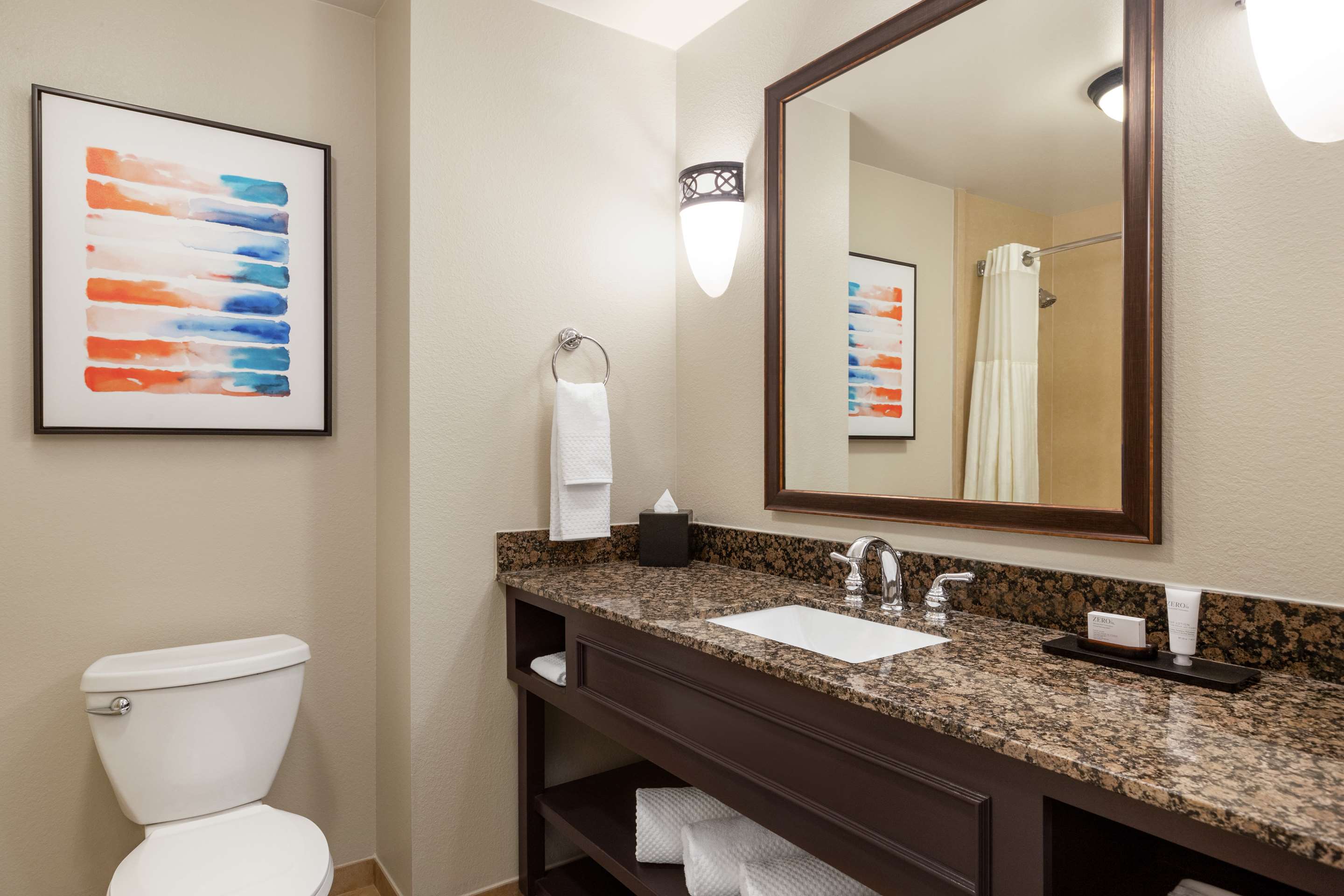 Guest room bath