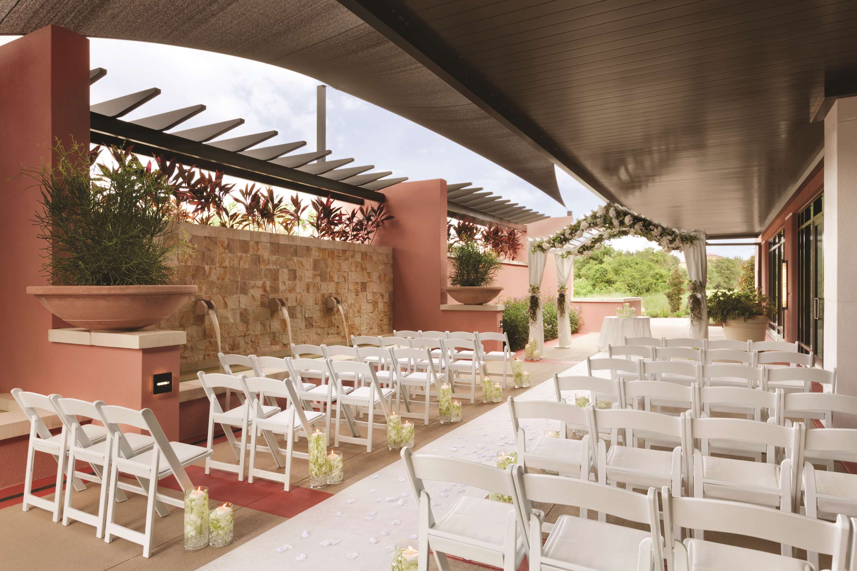 Exterior | Embassy Suites by Hilton Orlando Lake Buena Vista South