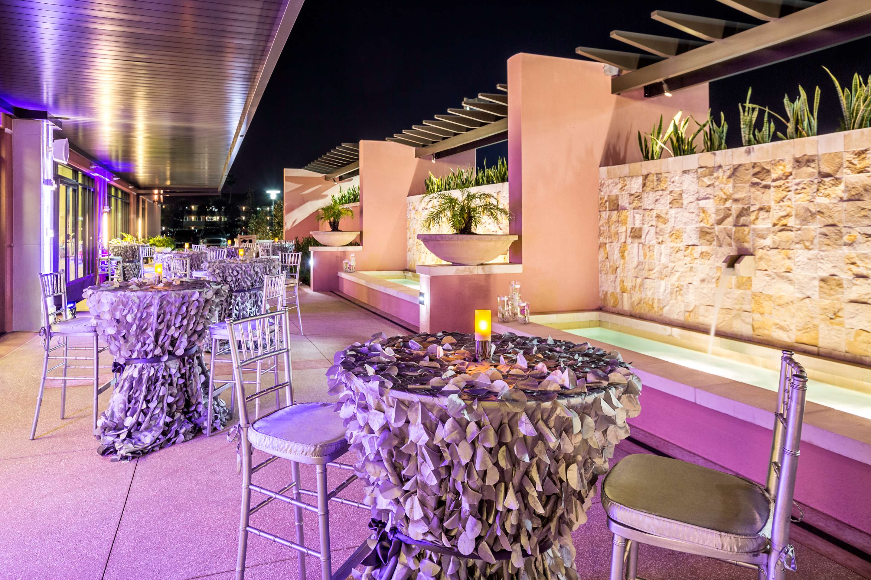 Exterior | Embassy Suites by Hilton Orlando Lake Buena Vista South