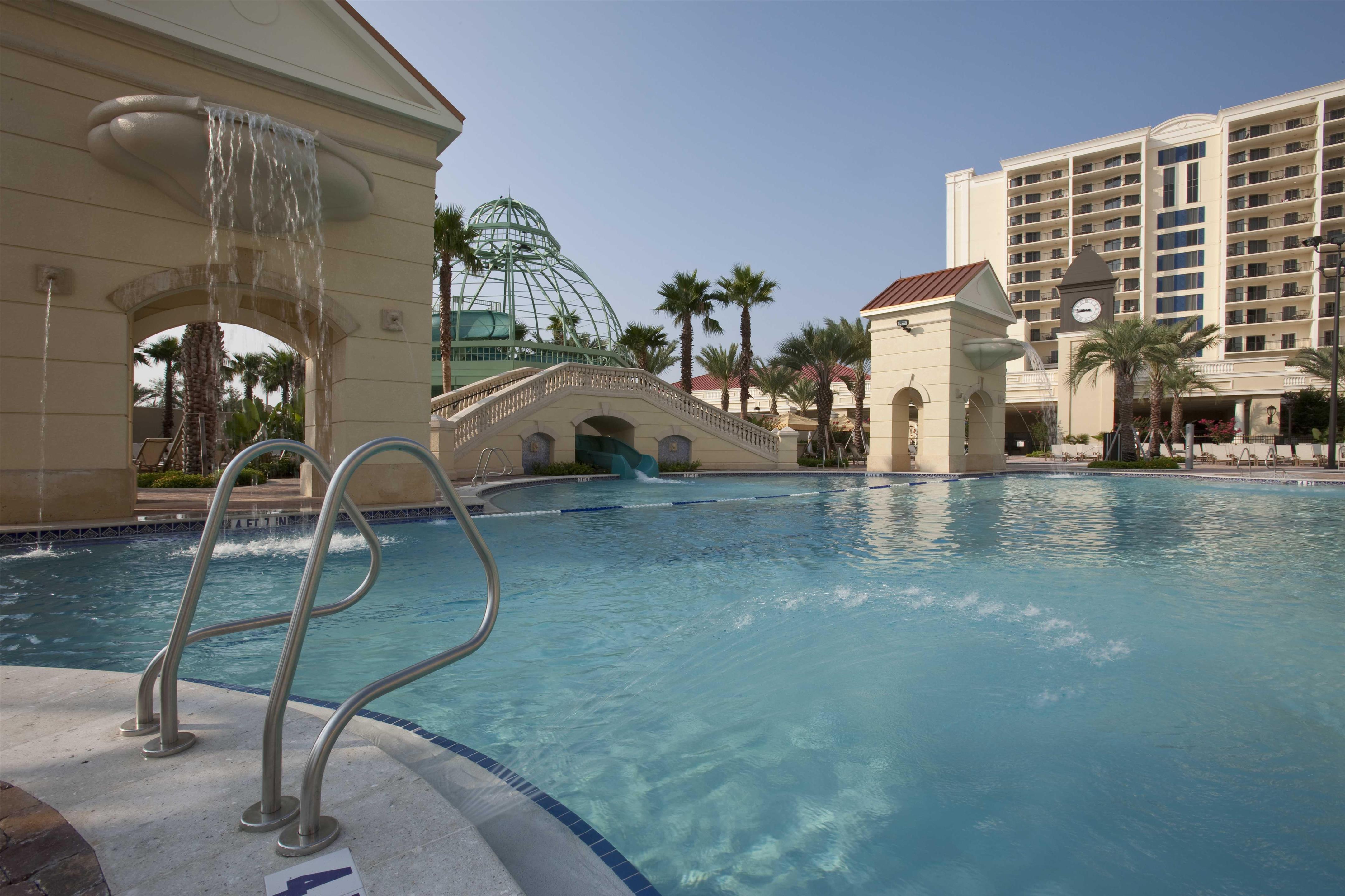 Pool | Hilton Grand Vacations Club Parc Soleil Orlando