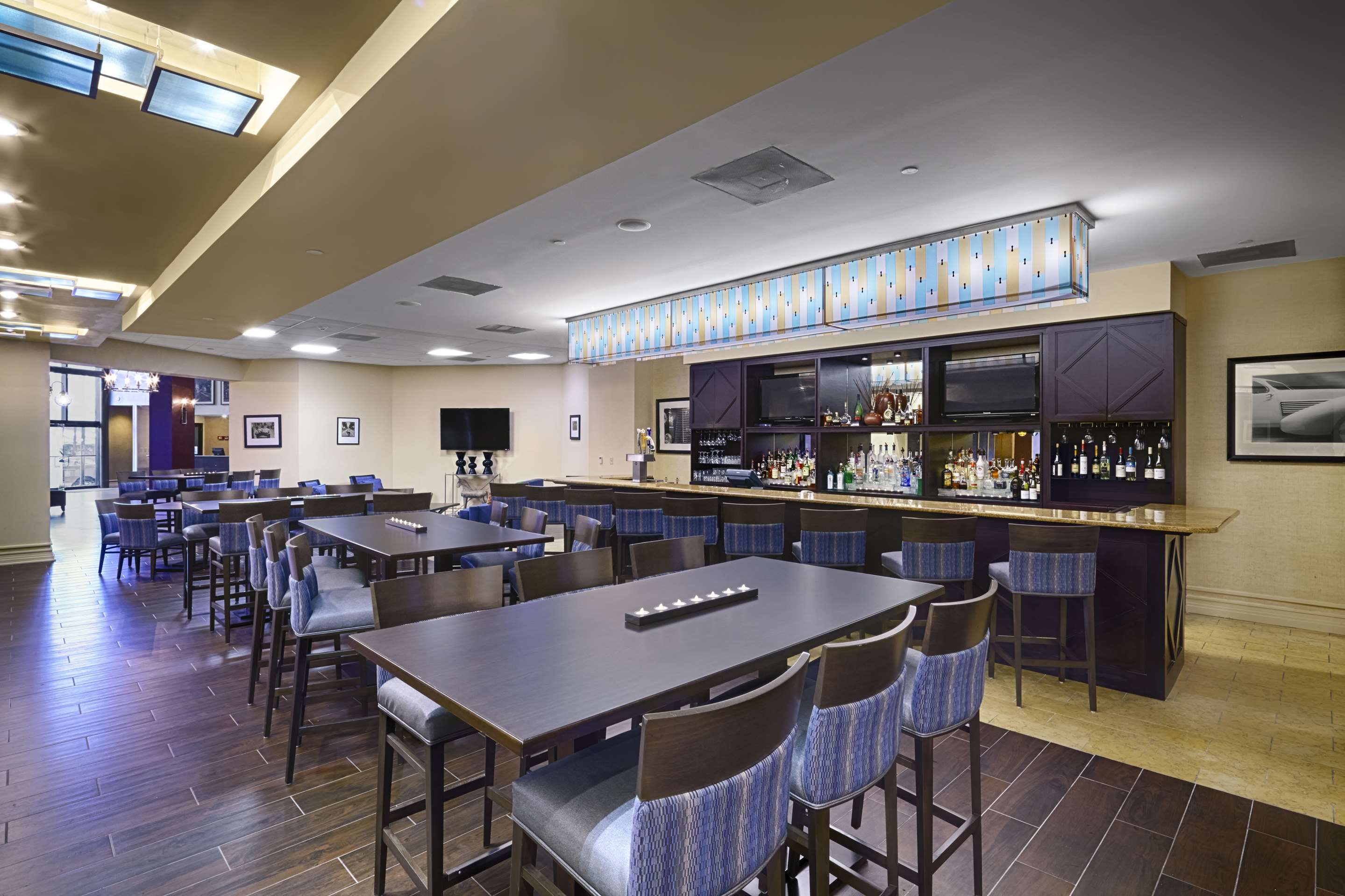 BarLounge | DoubleTree by Hilton Hotel Orlando Downtown