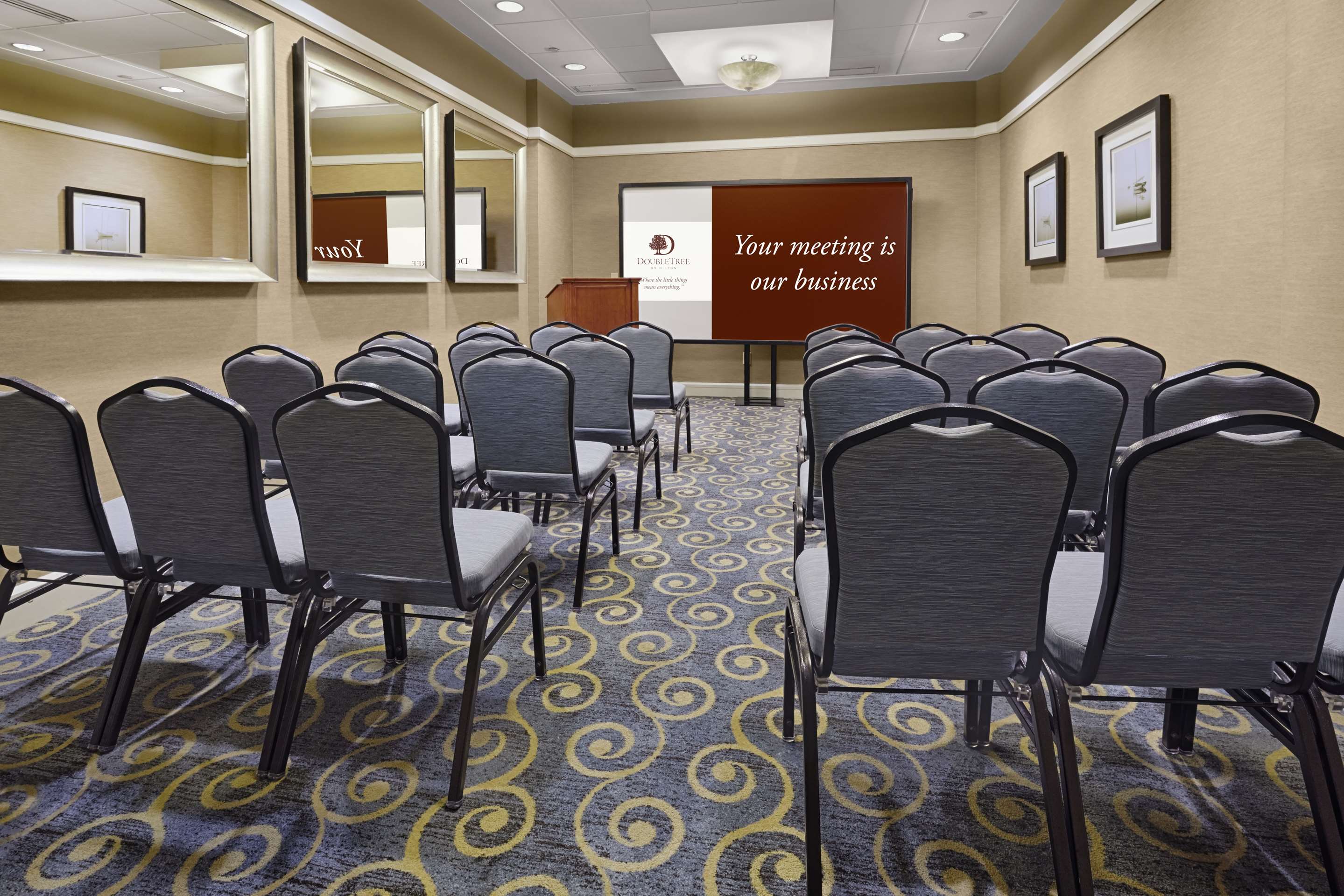 Meeting Room | DoubleTree by Hilton Hotel Orlando Downtown