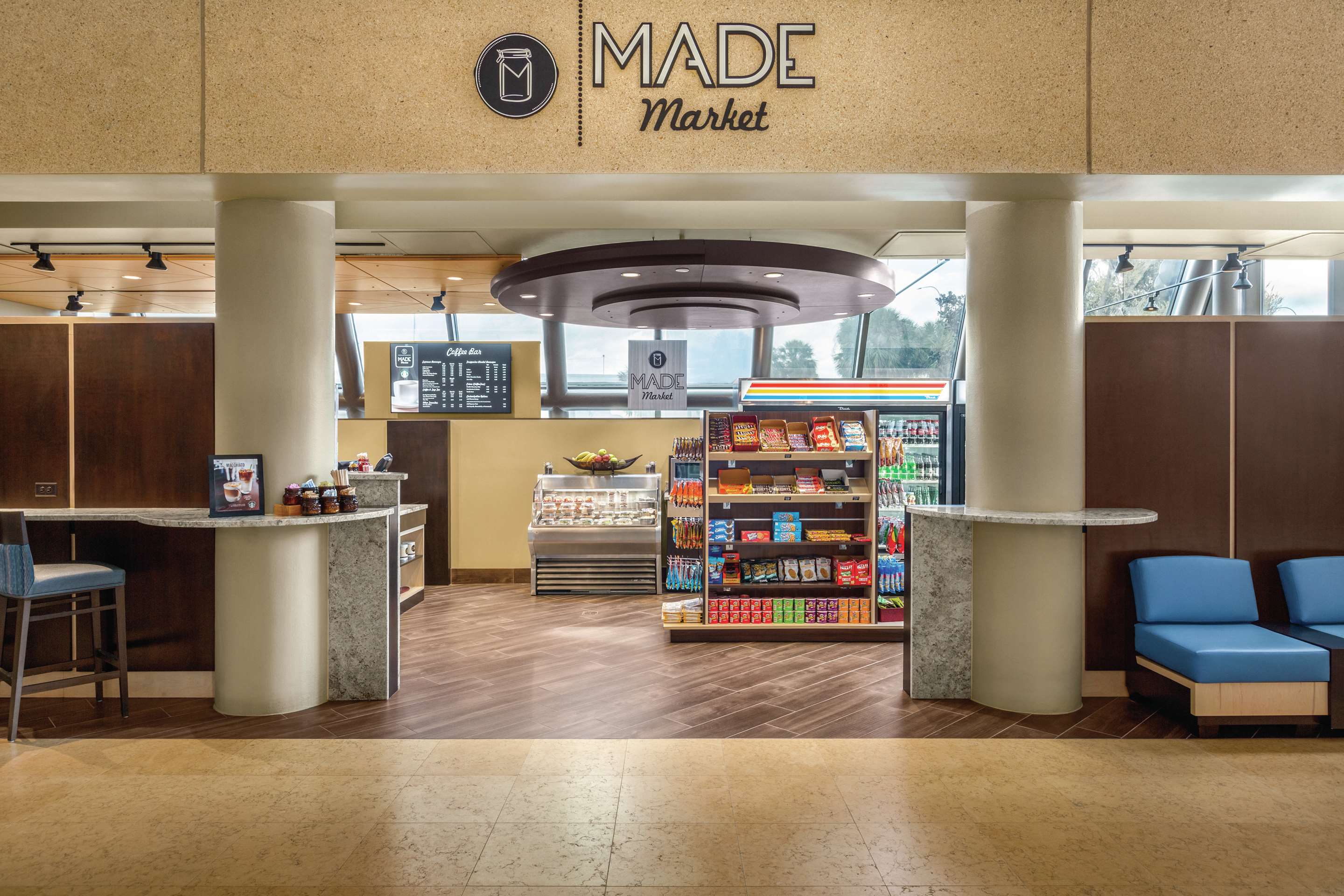Breakfast Area | DoubleTree by Hilton Hotel Orlando Downtown
