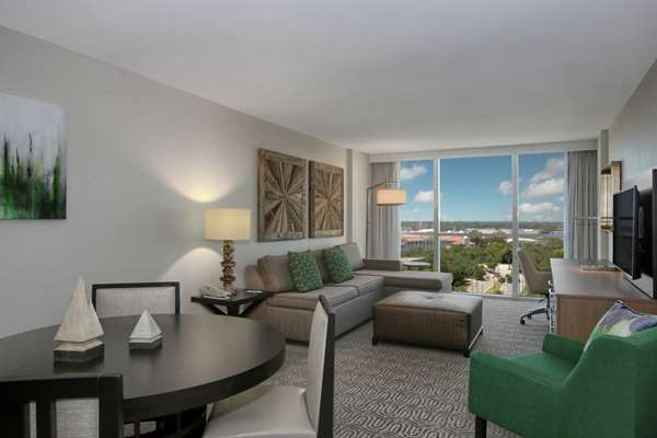  - DoubleTree by Hilton Universal Studios Orlando - I-4, Exit 75B
