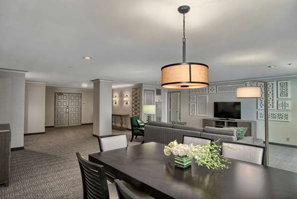  - DoubleTree by Hilton Universal Studios Orlando - I-4, Exit 75B