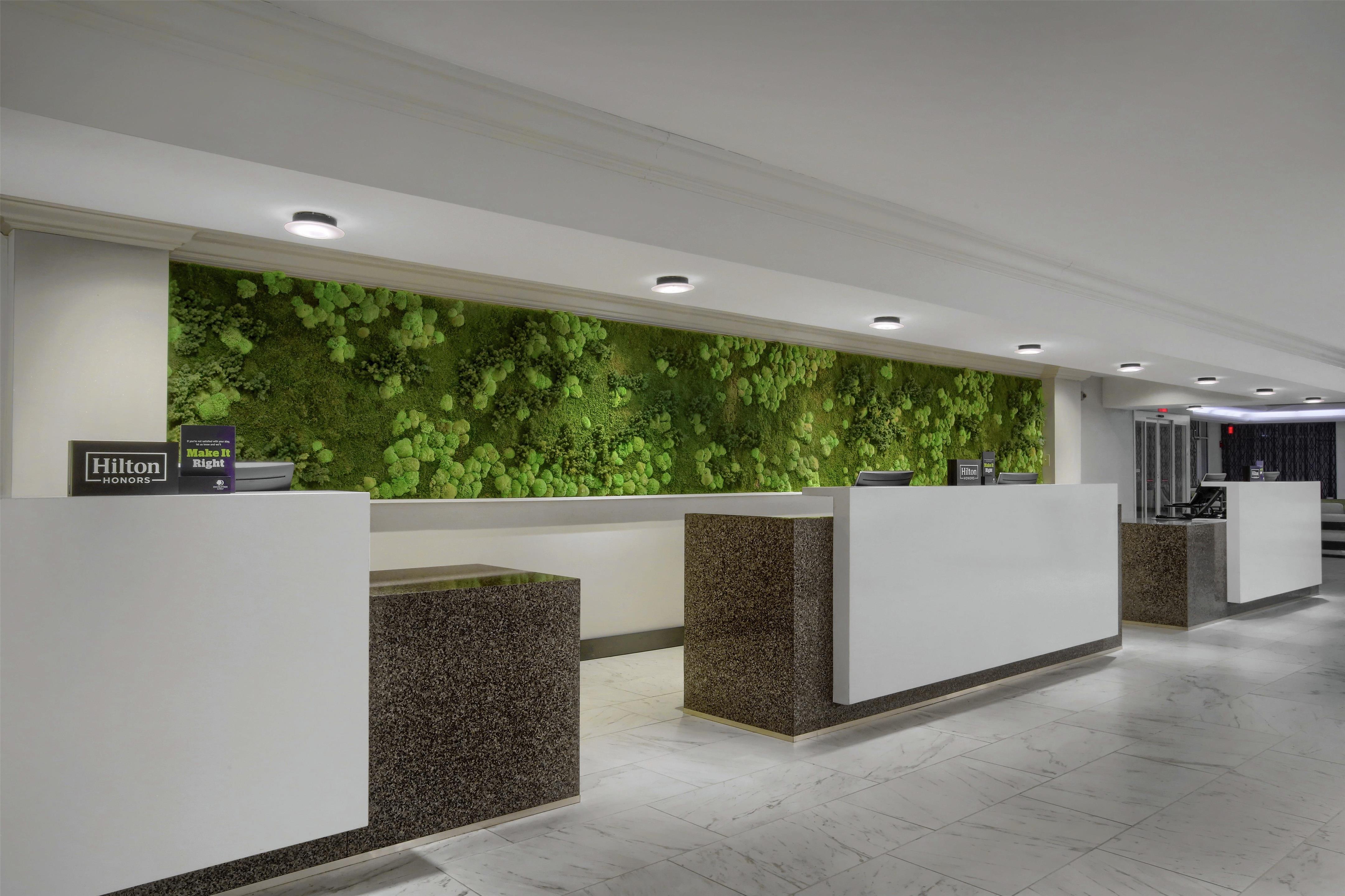 Reception | DoubleTree by Hilton at the Entrance to Universal Orlando