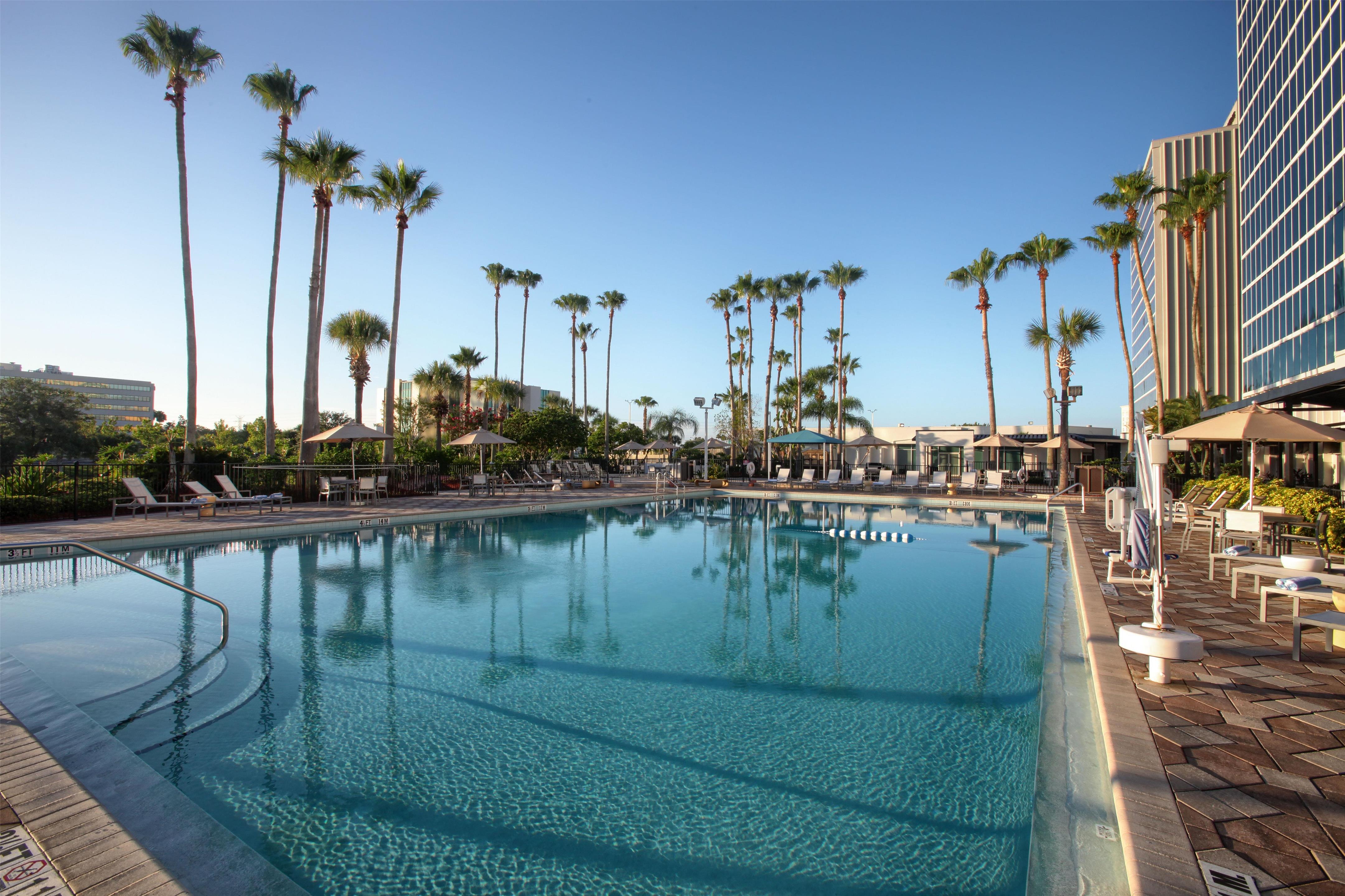 Pool | DoubleTree by Hilton at the Entrance to Universal Orlando