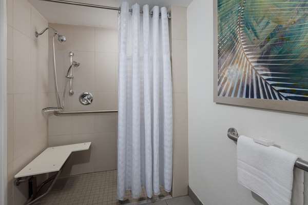  - Embassy Suites Orlando Resort Lake Buena Vista - I-4, Exit 68