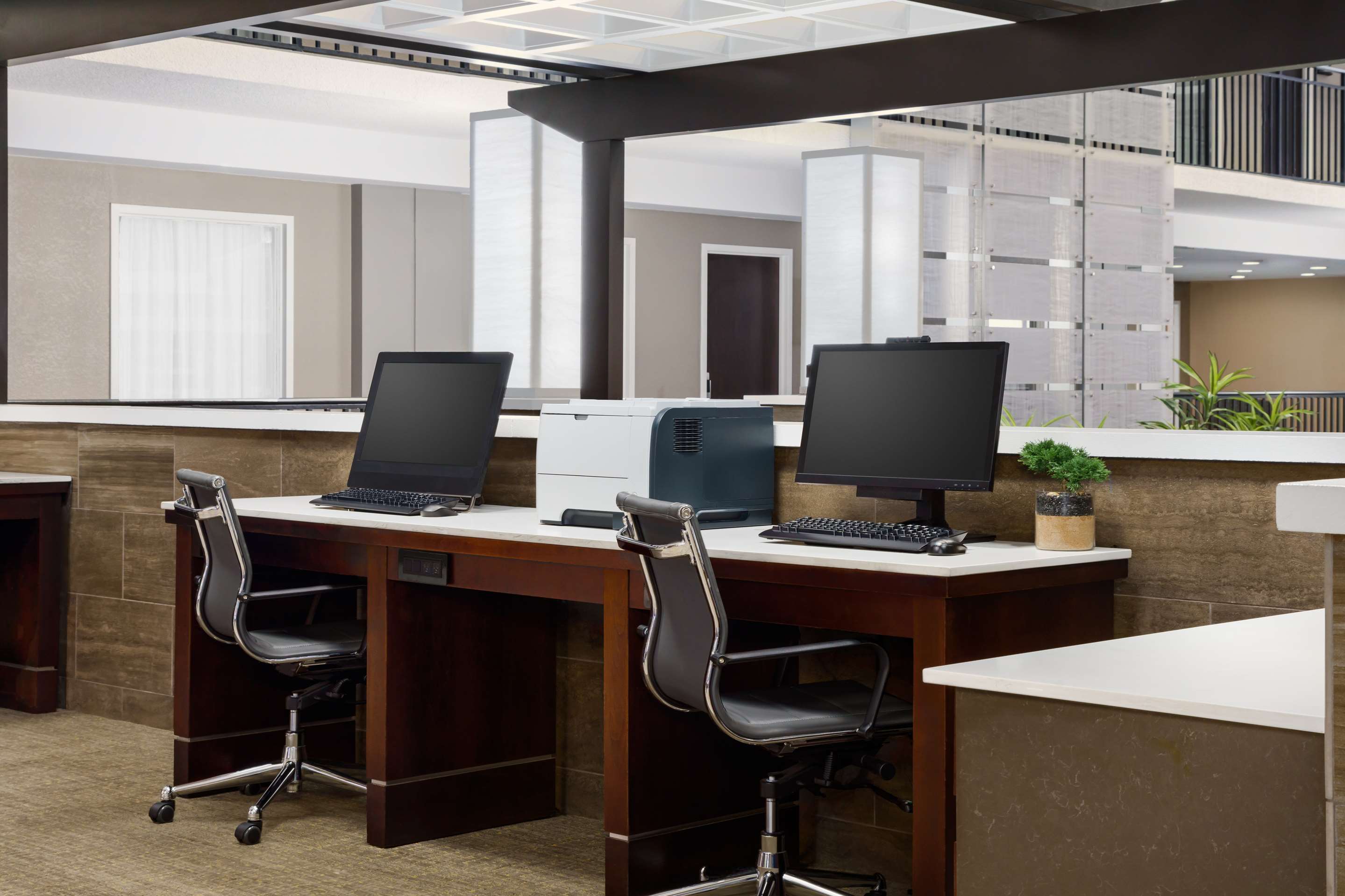 Business Center | Embassy Suites by Hilton Orlando Lake Buena Vista Resort