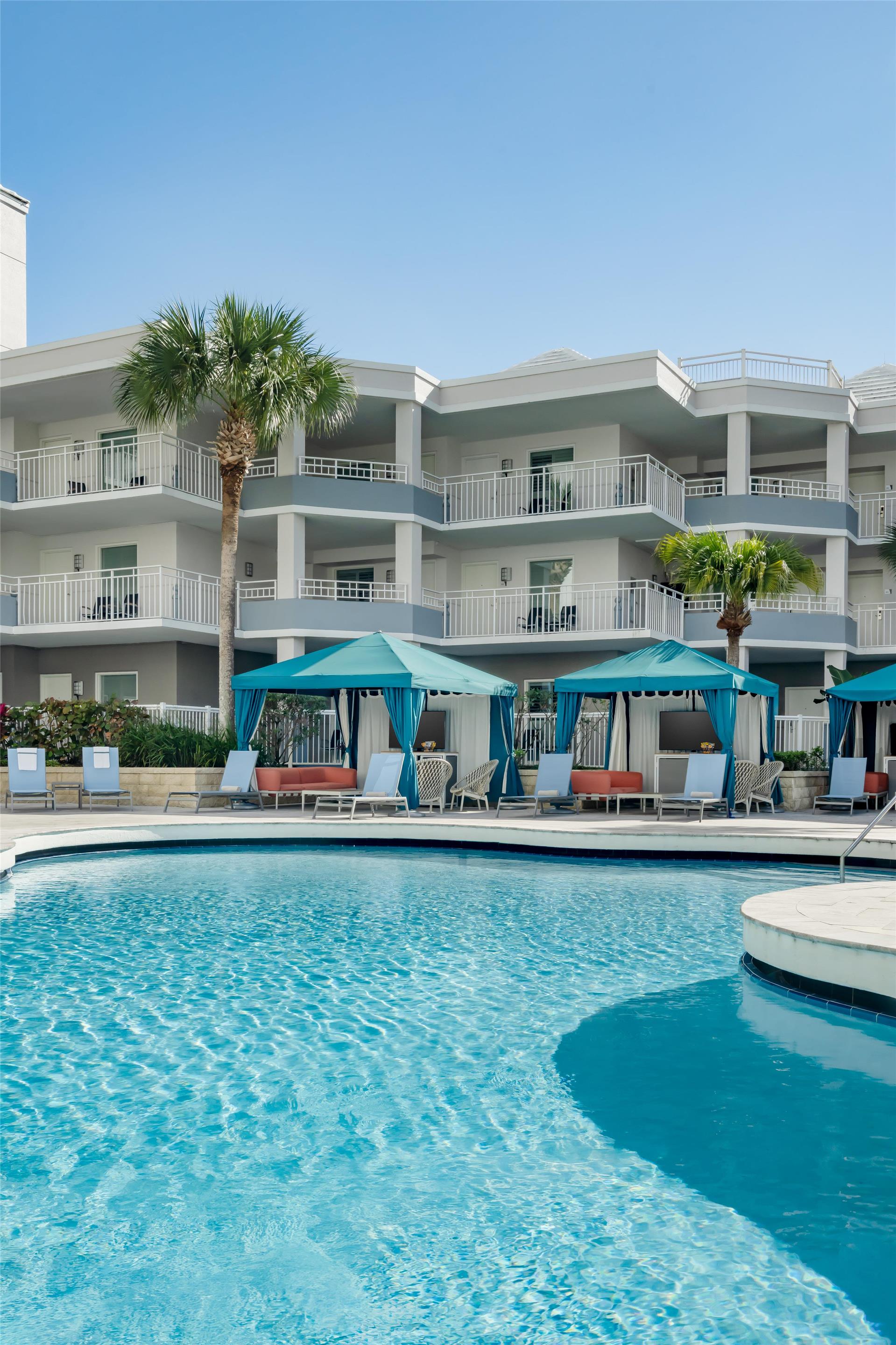 Pool | Embassy Suites by Hilton Orlando Lake Buena Vista Resort