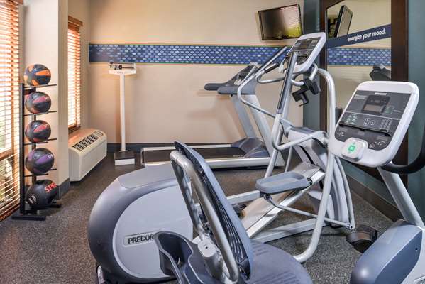 Fitness/ Exercise Room - Hampton Inn Universal Studios Orlando