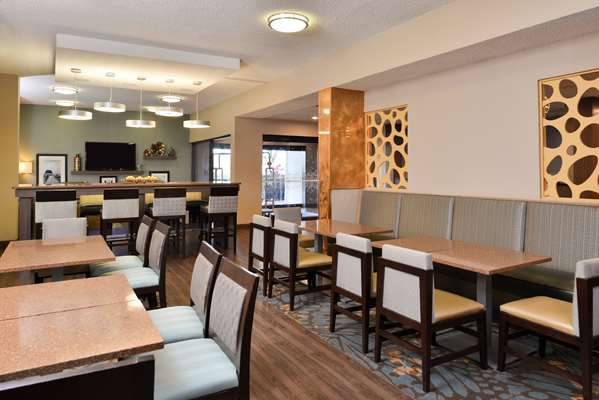 Restaurant - Hampton Inn Universal Studios Orlando