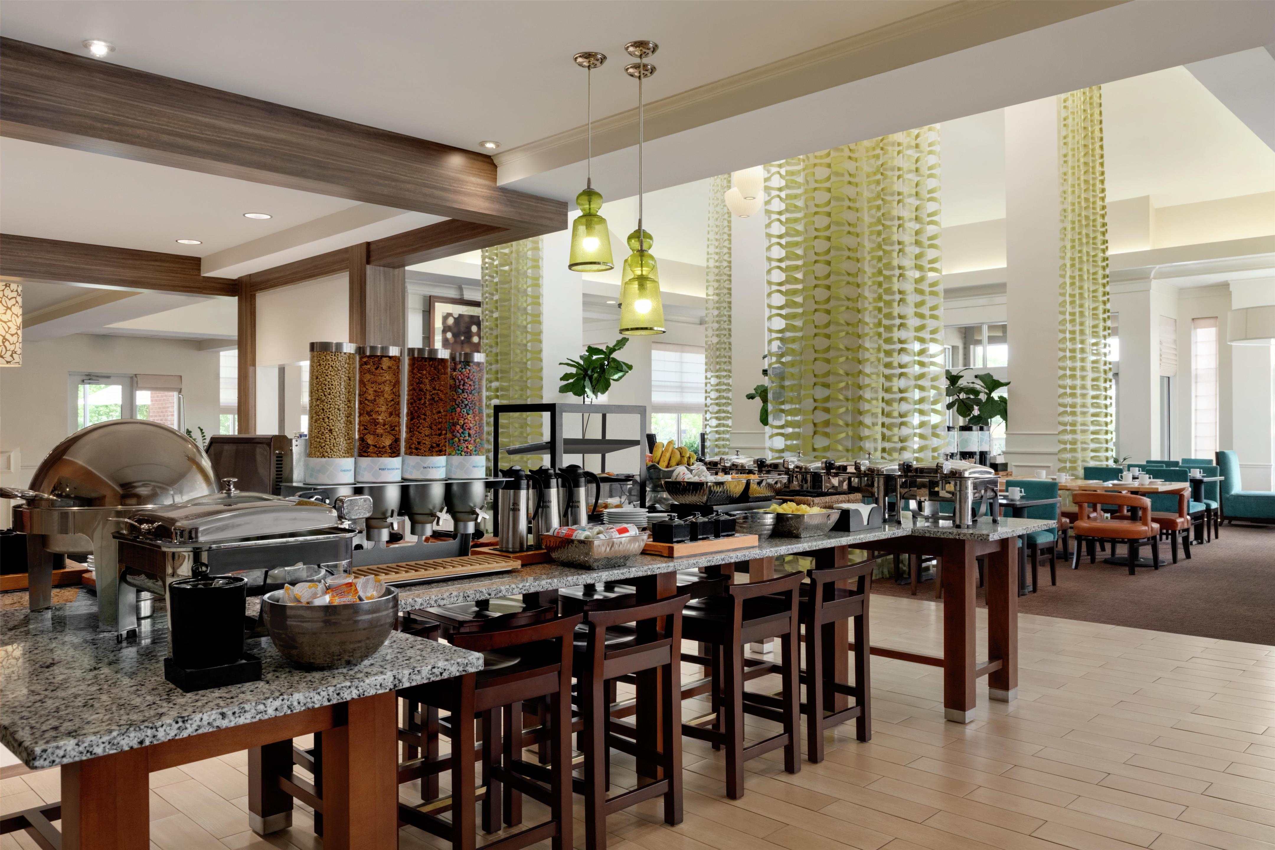 Breakfast Area | Hilton Garden Inn Harrisburg East