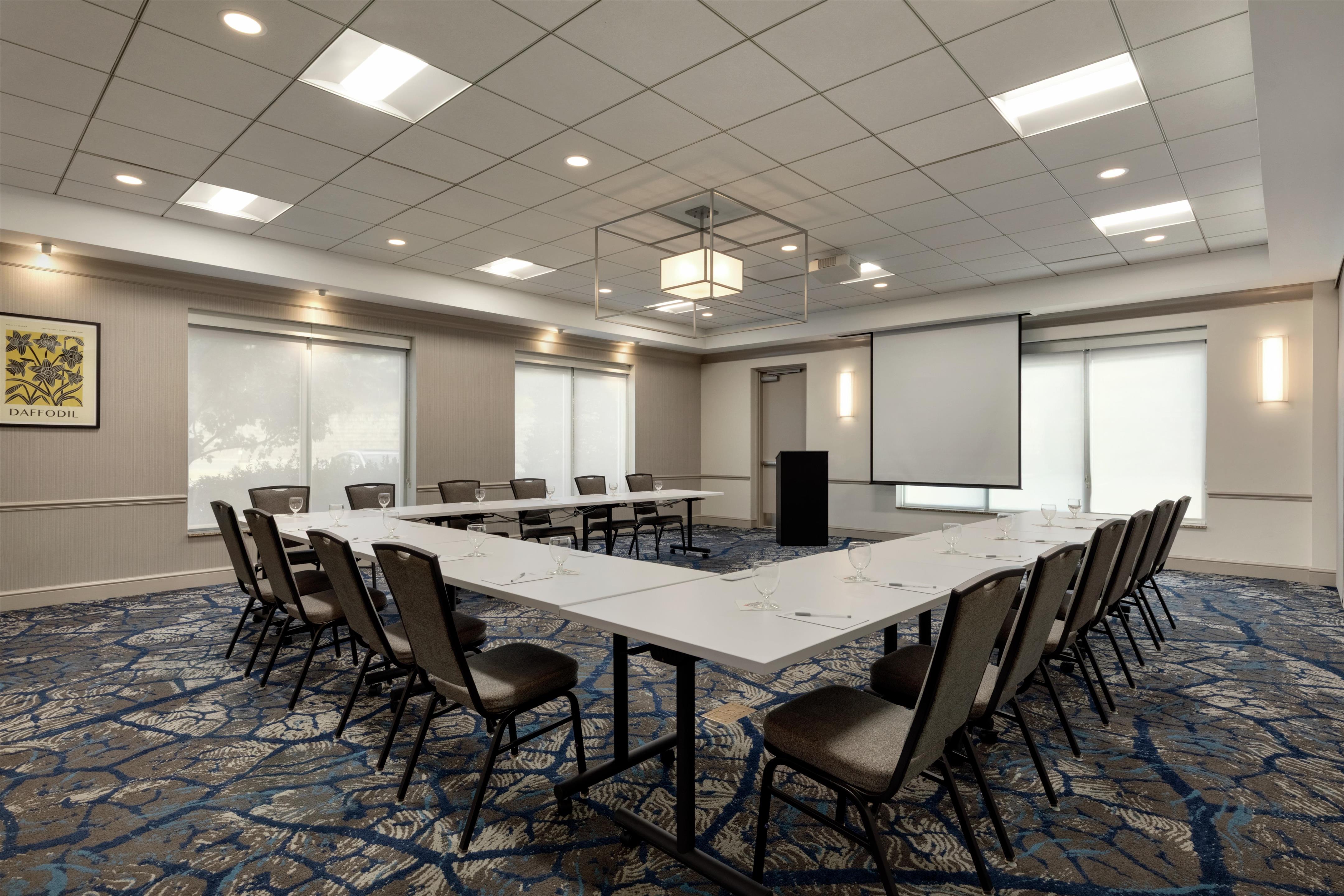 Meeting Room | Hilton Garden Inn Harrisburg East