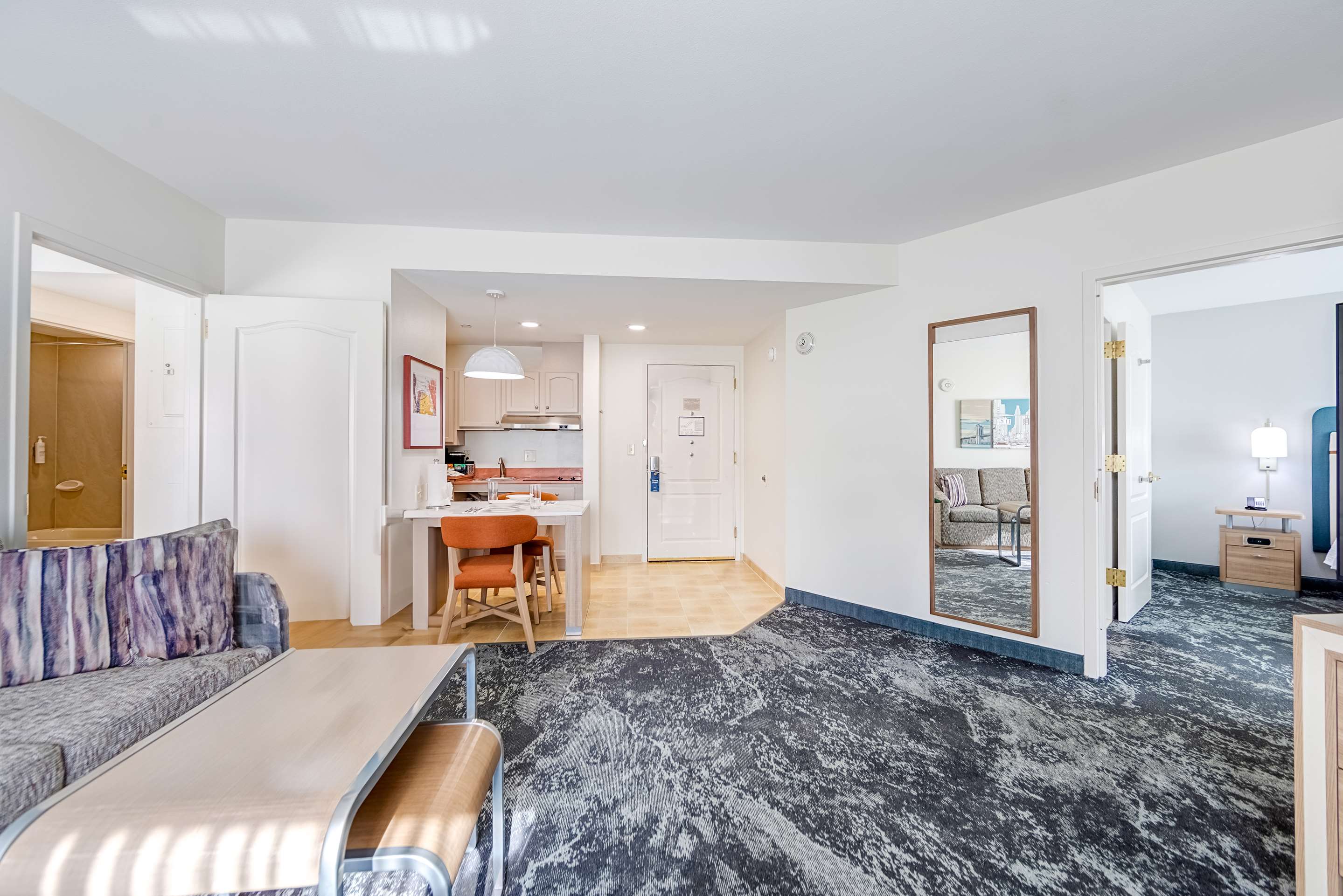 Guest room
