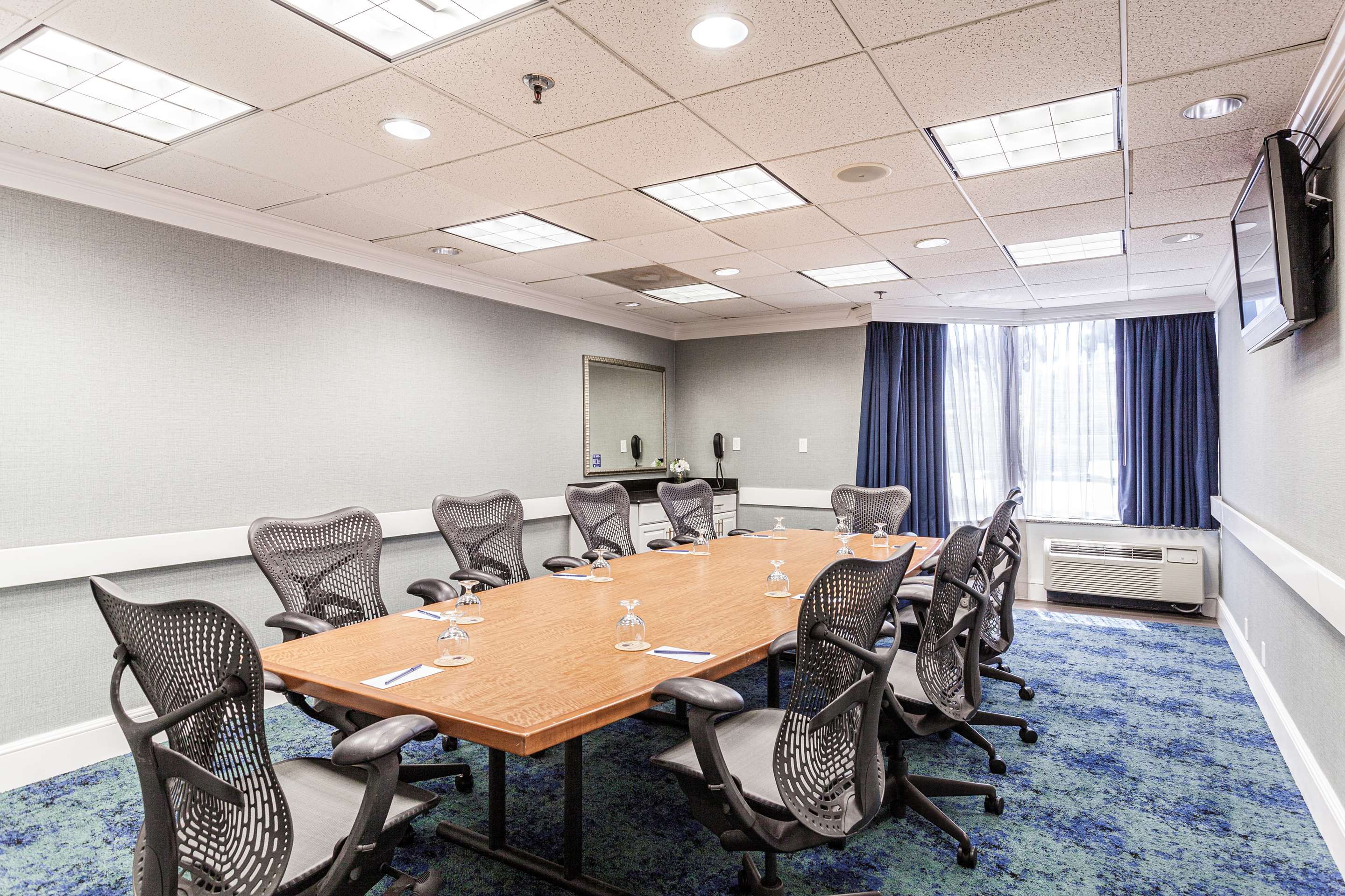 Meeting Room | DoubleTree by Hilton Hotel Memphis