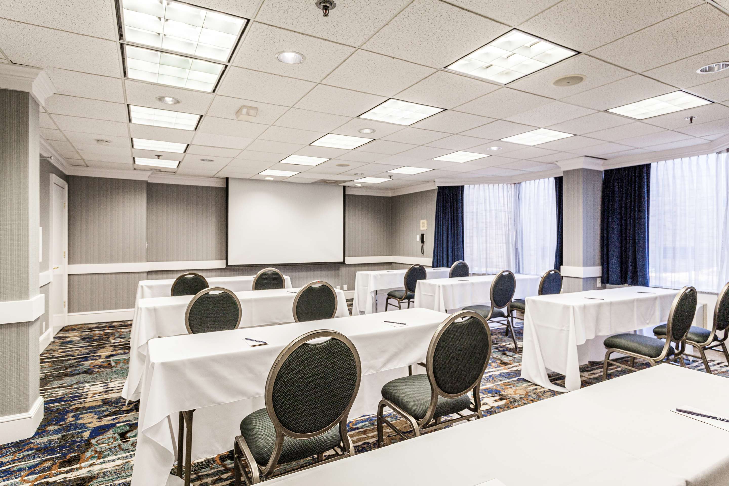 Meeting Room | DoubleTree by Hilton Hotel Memphis
