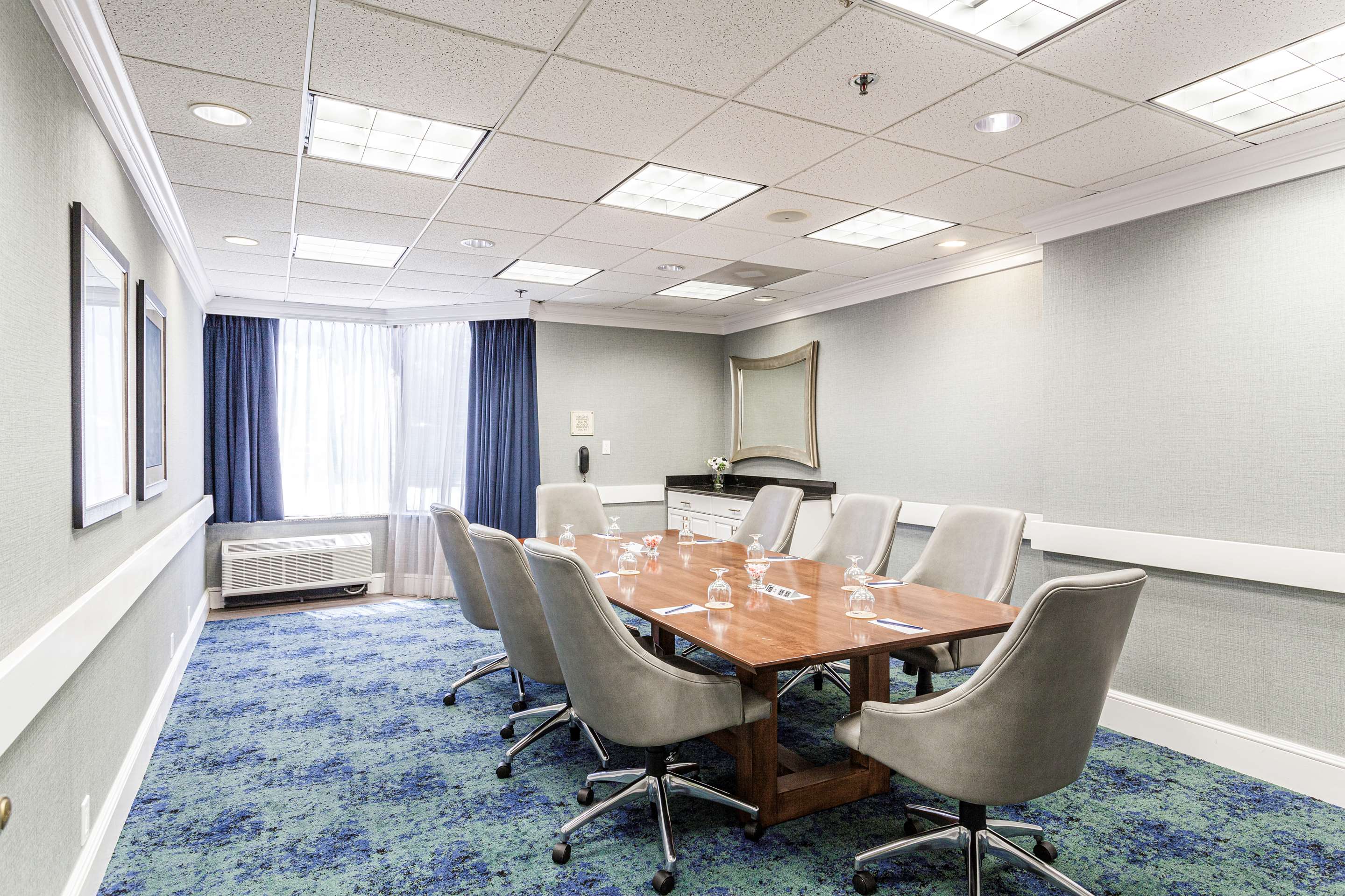 Meeting Room | DoubleTree by Hilton Hotel Memphis