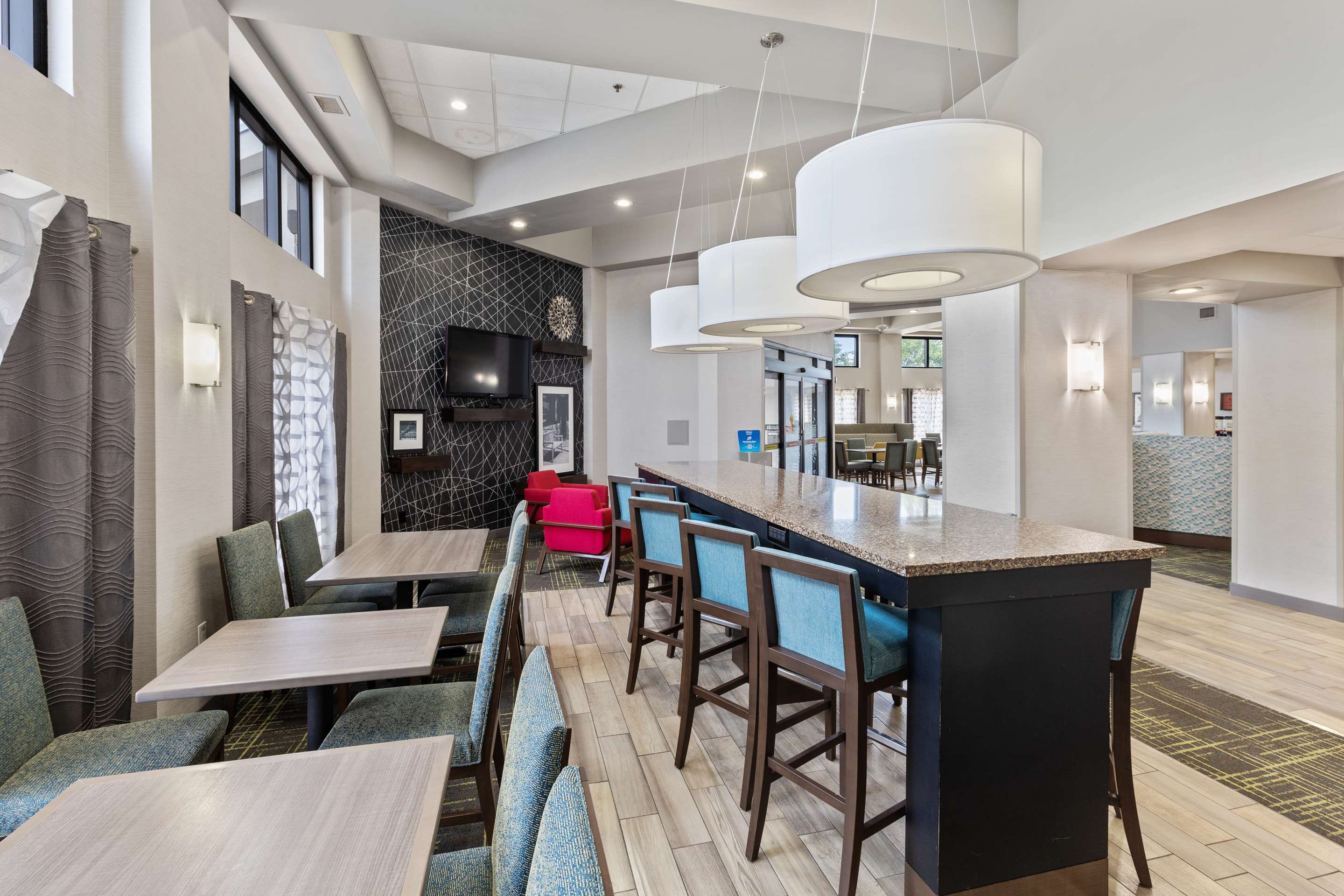 Lobby | Hampton Inn & Suites Memphis-Wolfchase Galleria