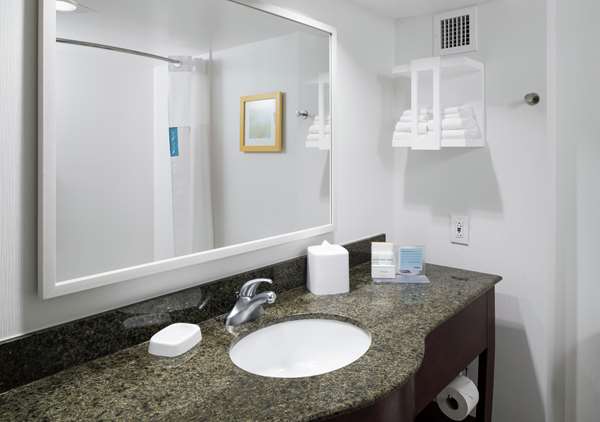  - Hampton Inn & Suites Peabody Place Memphis