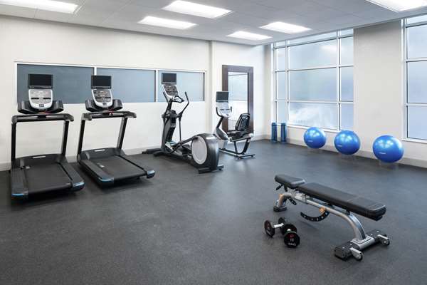 Fitness/ Exercise Room - Hampton Inn & Suites Peabody Place Memphis