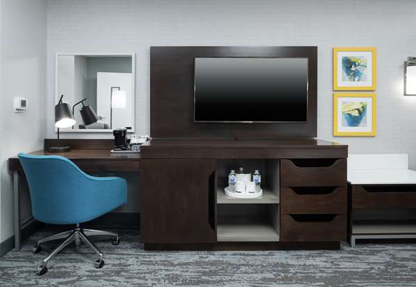  - Hampton Inn & Suites Peabody Place Memphis