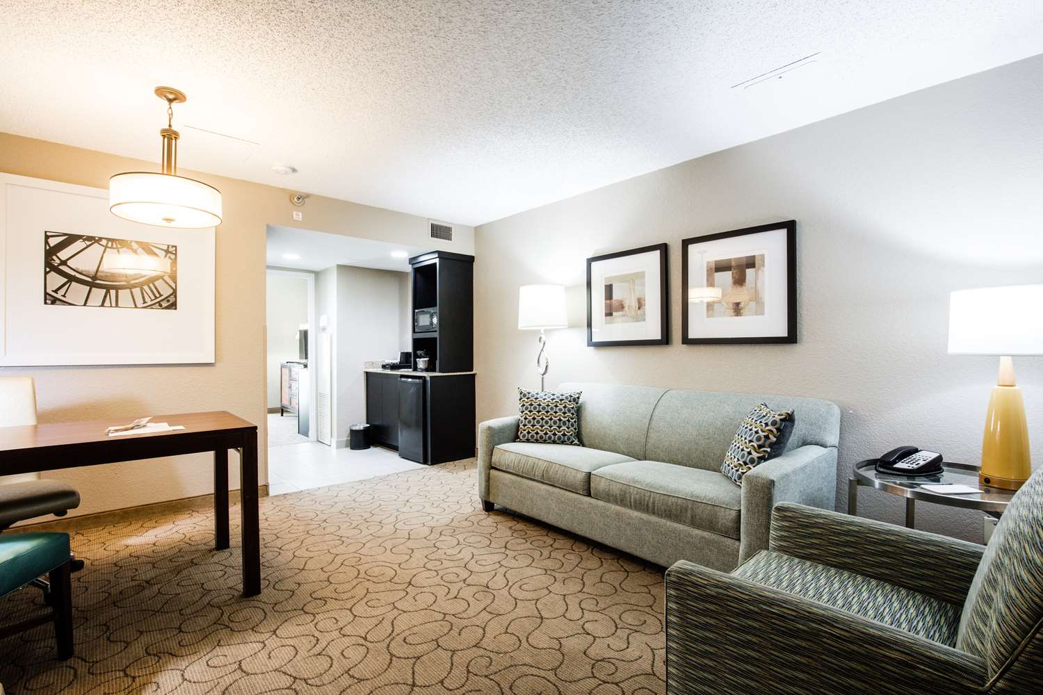 Embassy Suites Memphis, TN See Discounts