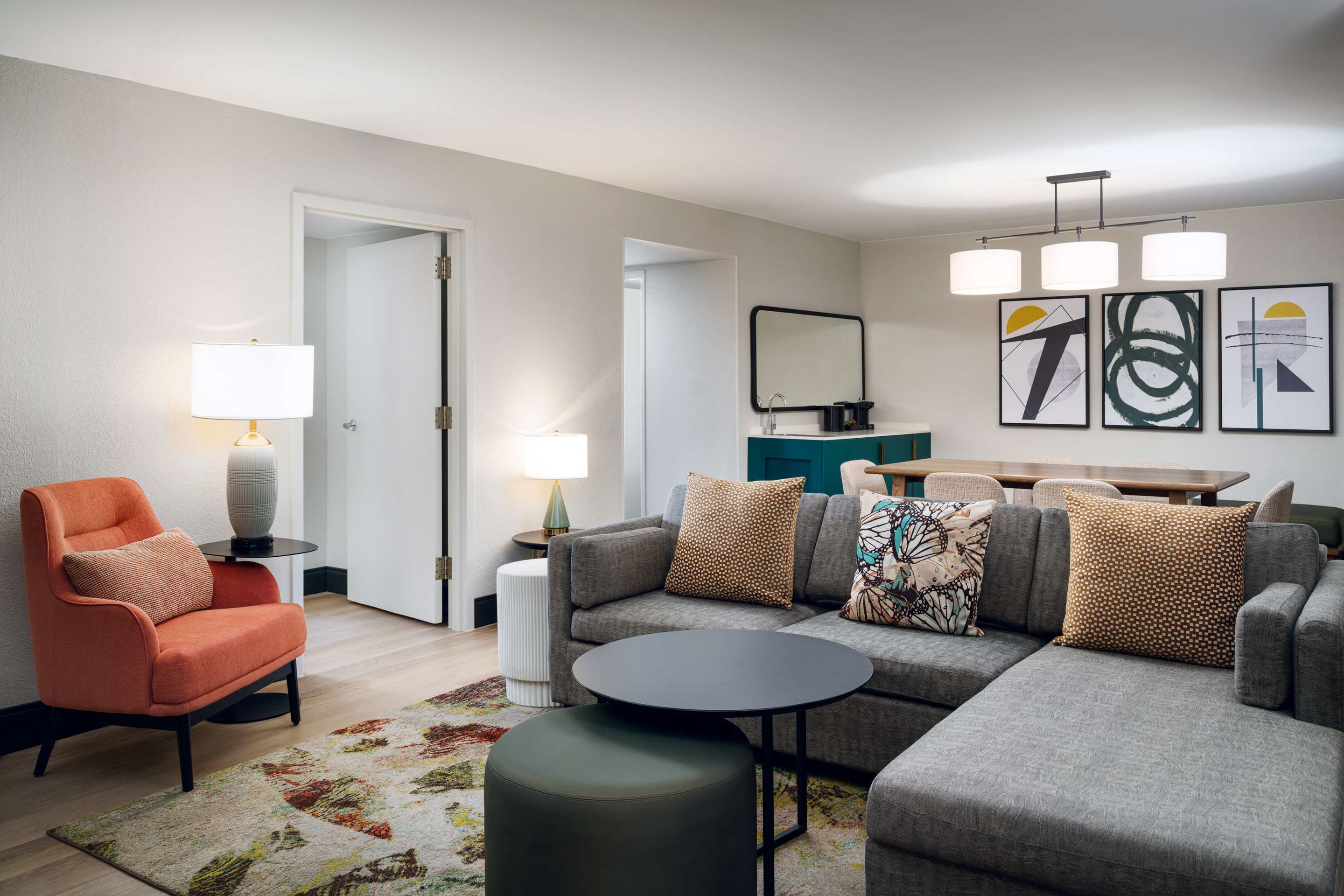 Guest room