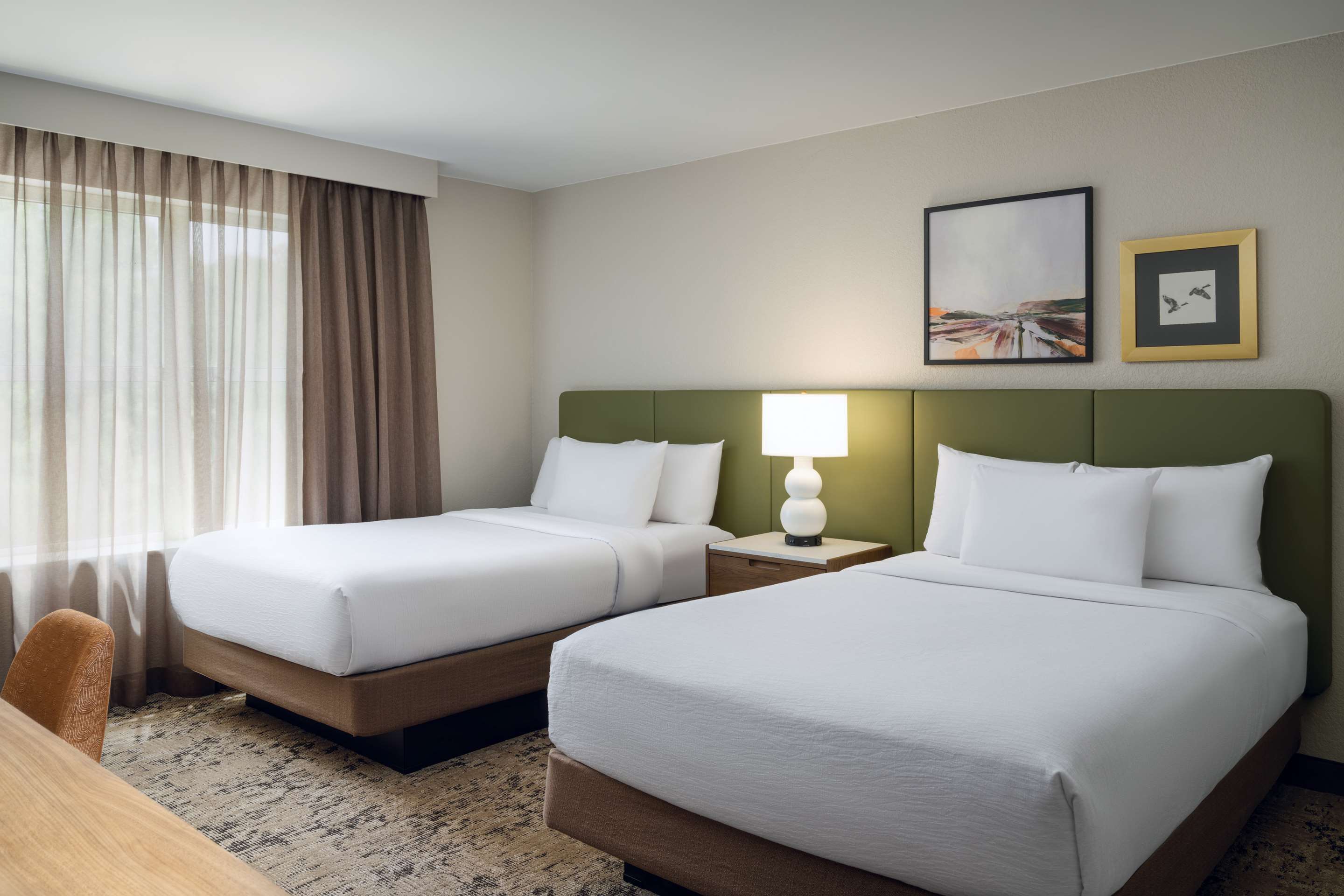 Guest room