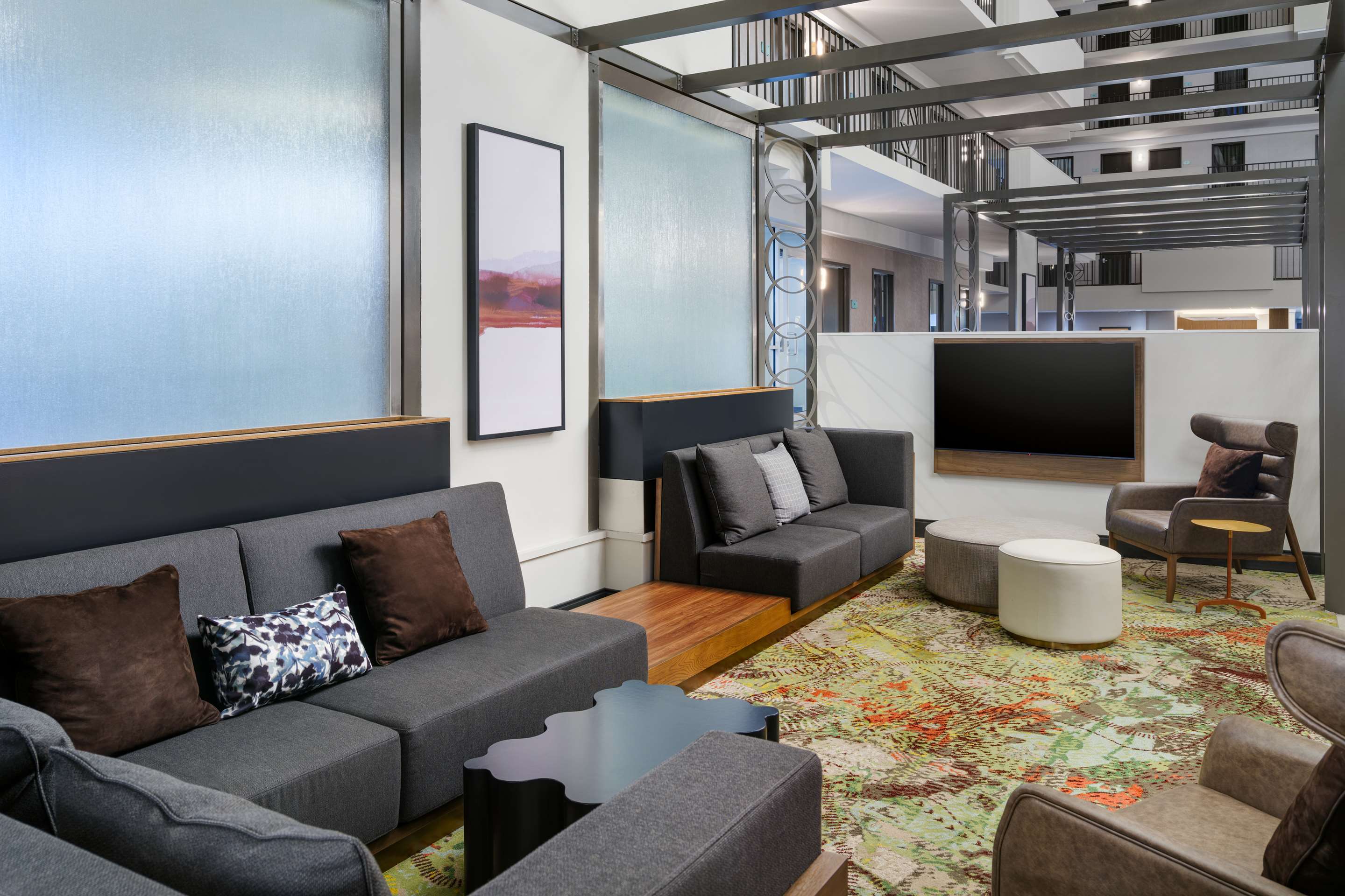 Lobby | Embassy Suites Memphis