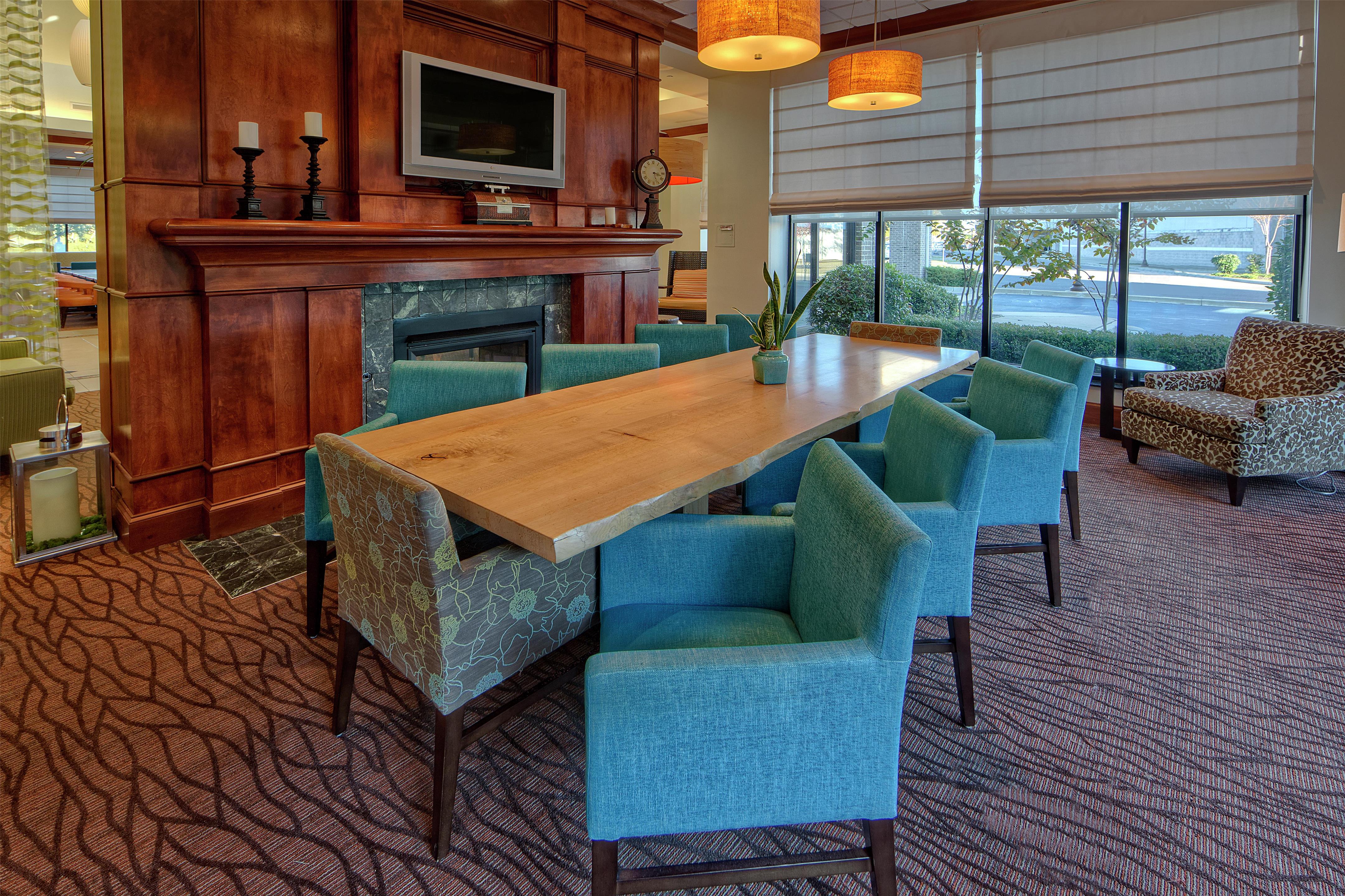 Lobby | Hilton Garden Inn Memphis/Southaven, MS
