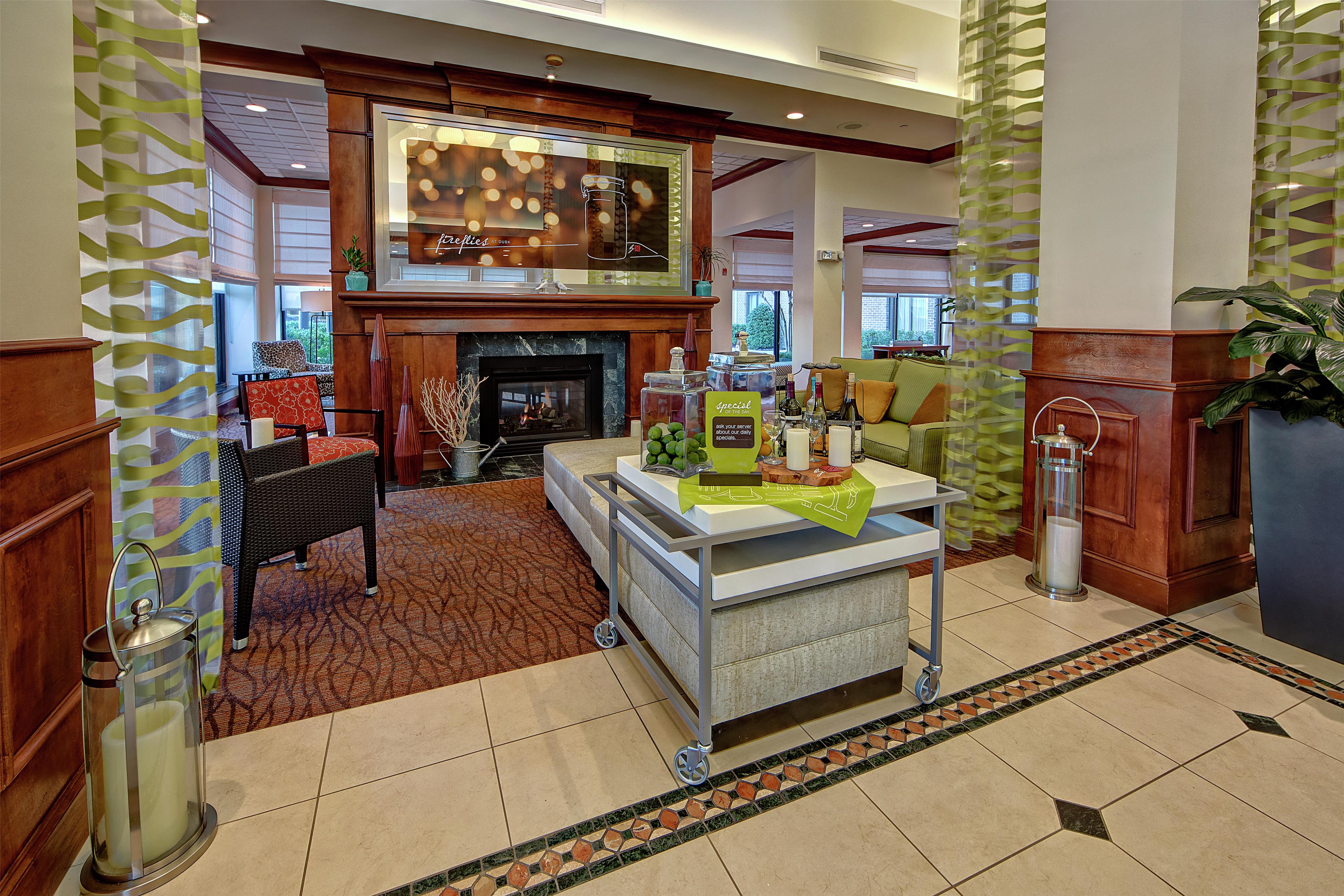 Lobby | Hilton Garden Inn Memphis/Southaven, MS