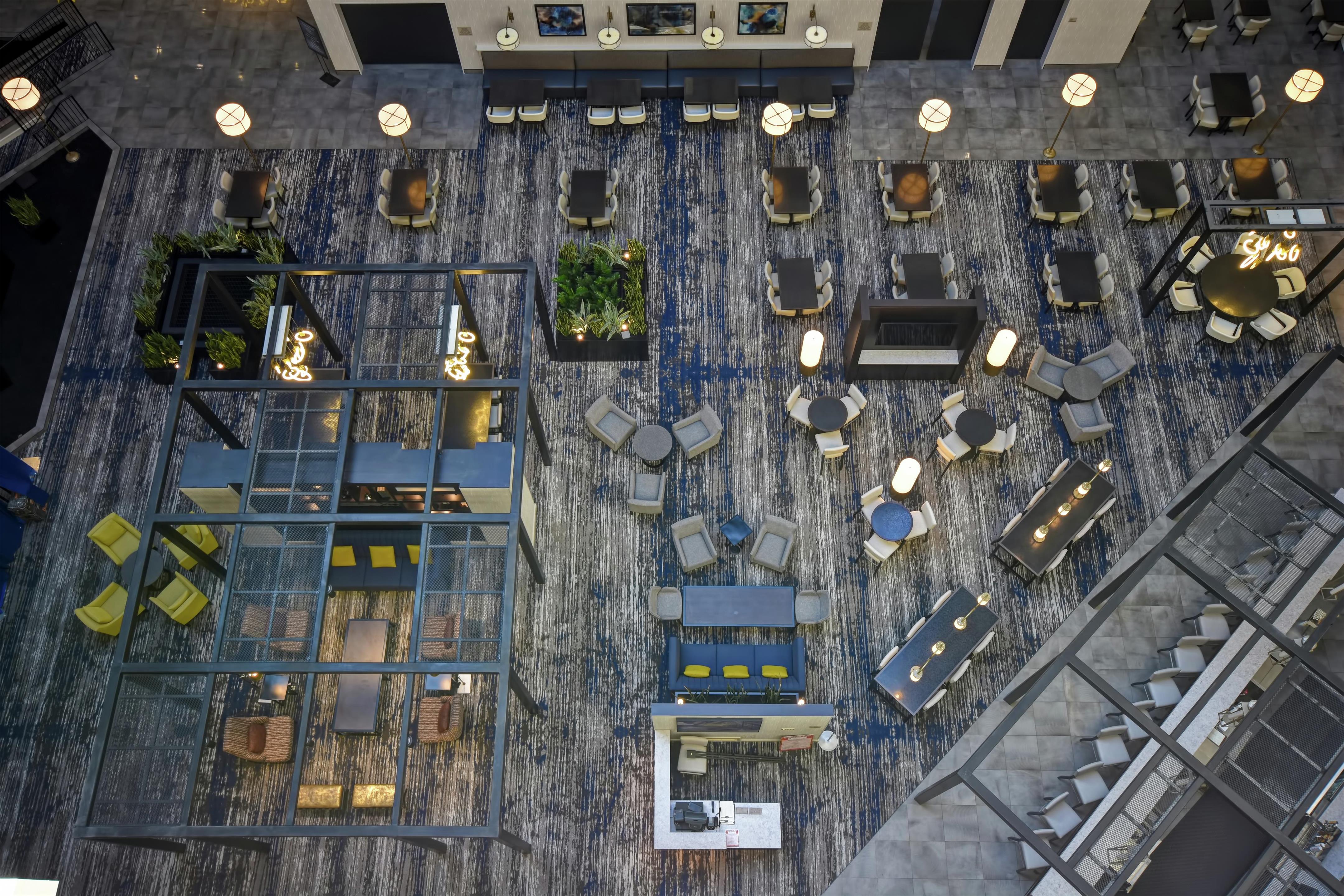 Lobby | Embassy Suites by Hilton Montgomery Hotel & Conference Ctr
