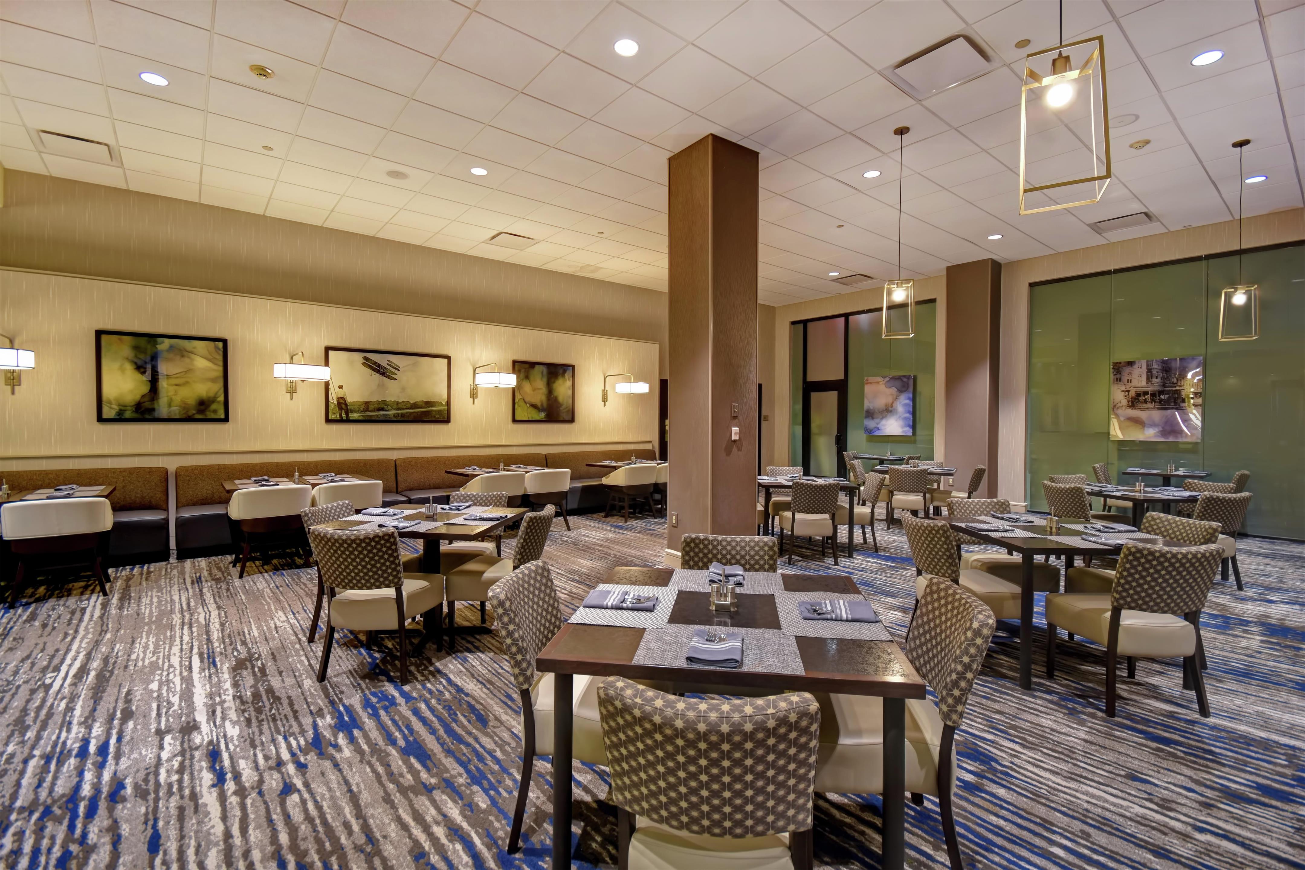 Restaurant | Embassy Suites by Hilton Montgomery Hotel & Conference Ctr