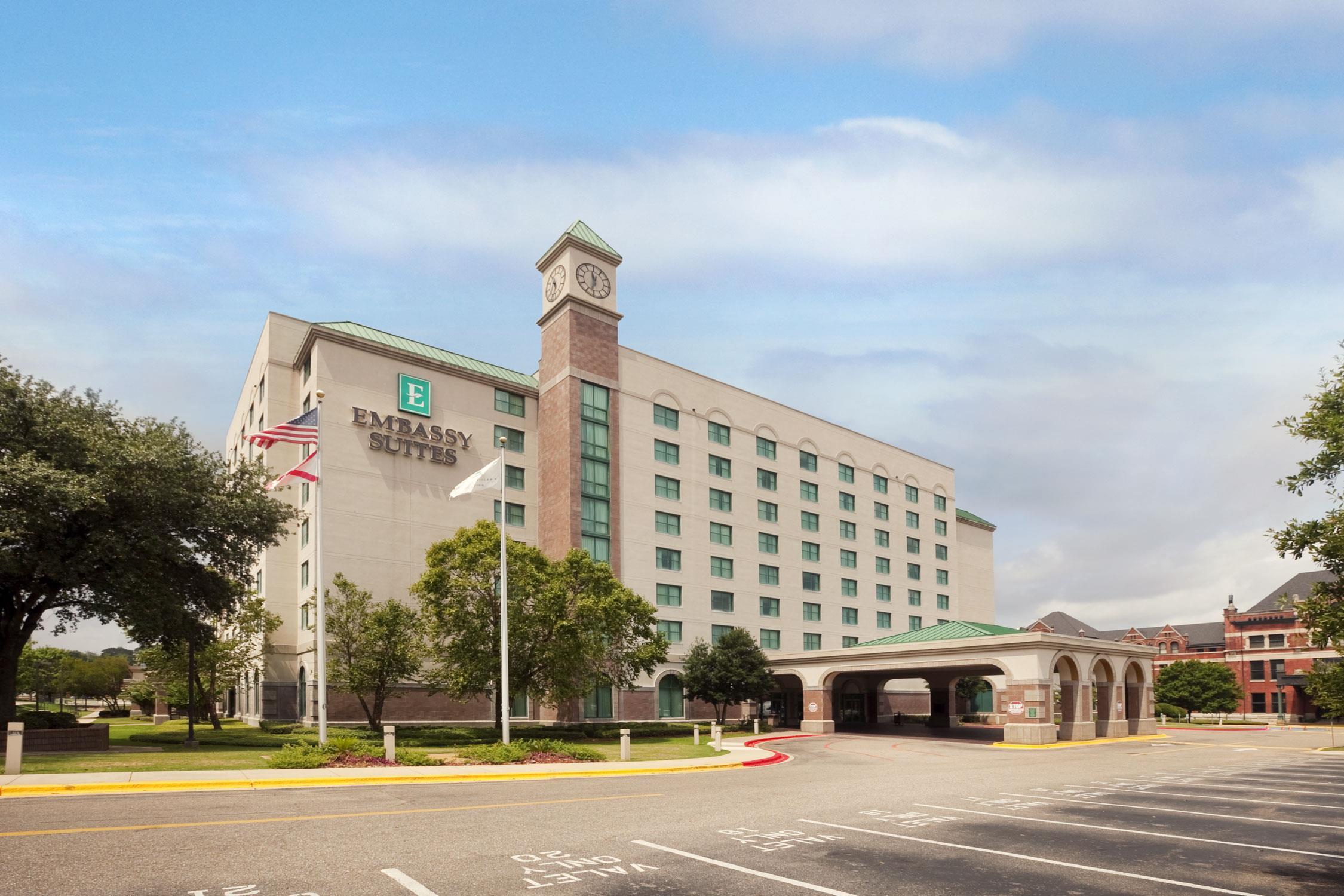 Exterior | Embassy Suites by Hilton Montgomery Hotel & Conference Ctr