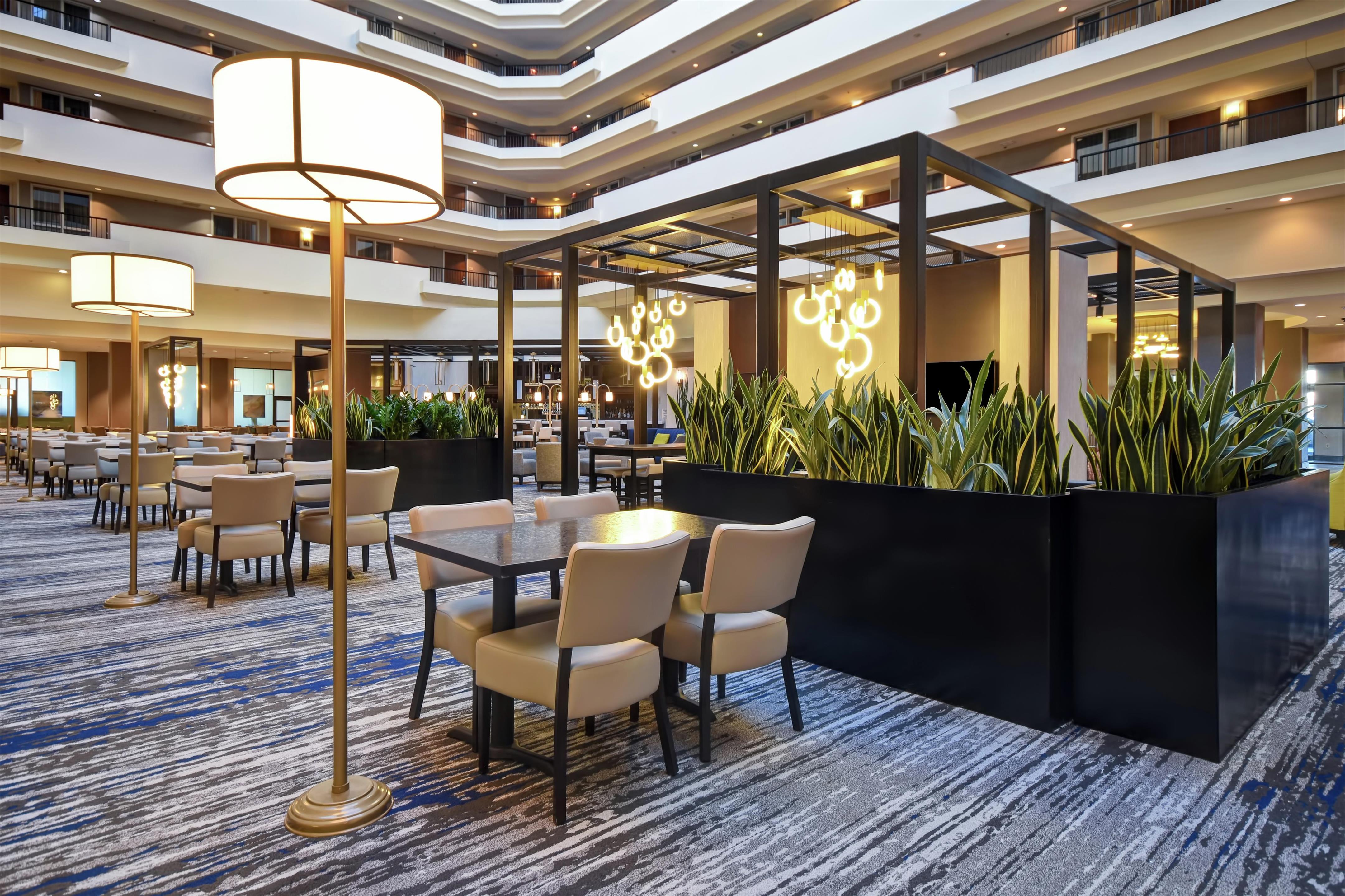 Lobby | Embassy Suites by Hilton Montgomery Hotel & Conference Ctr
