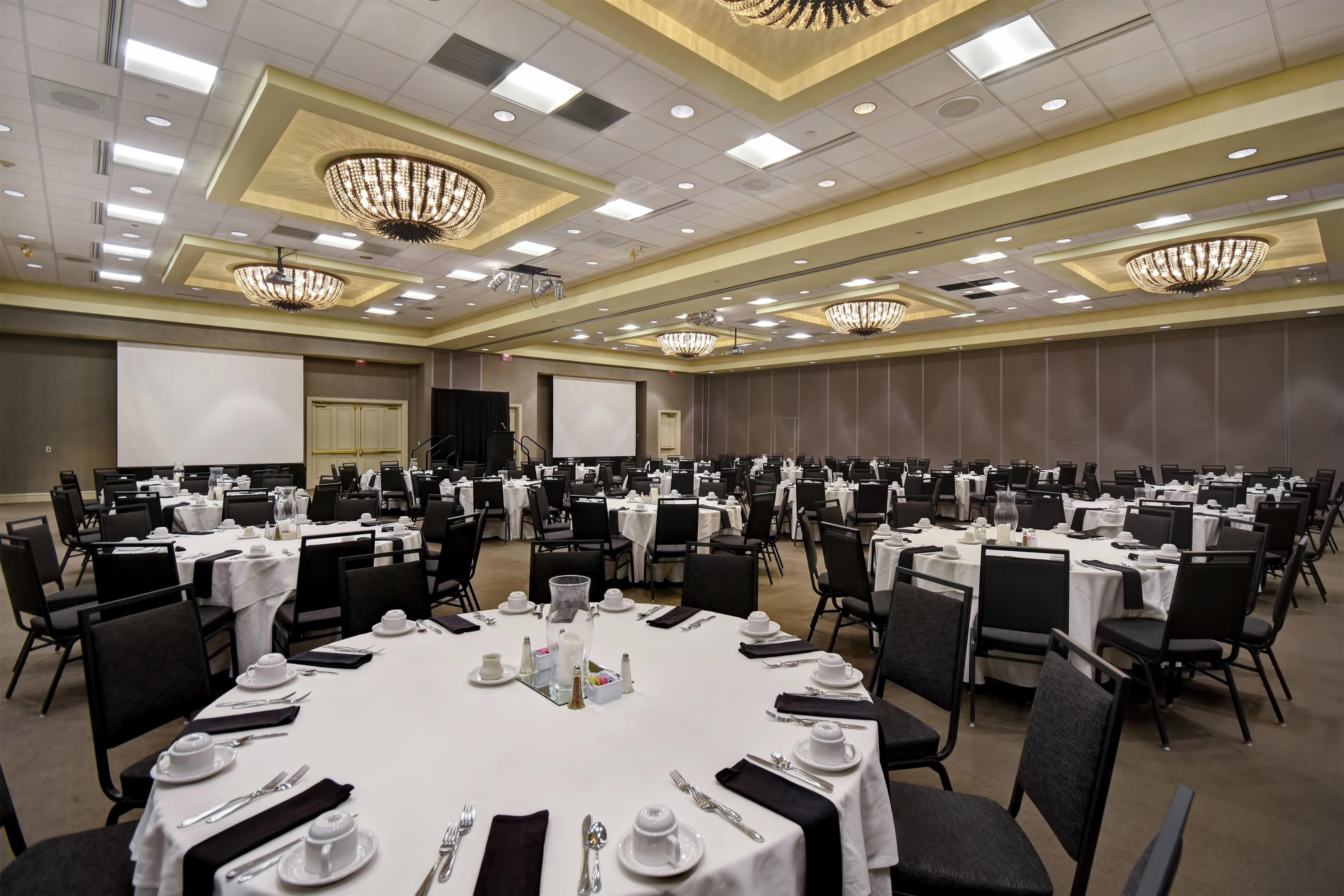 Meeting Room | Embassy Suites by Hilton Montgomery Hotel & Conference Ctr