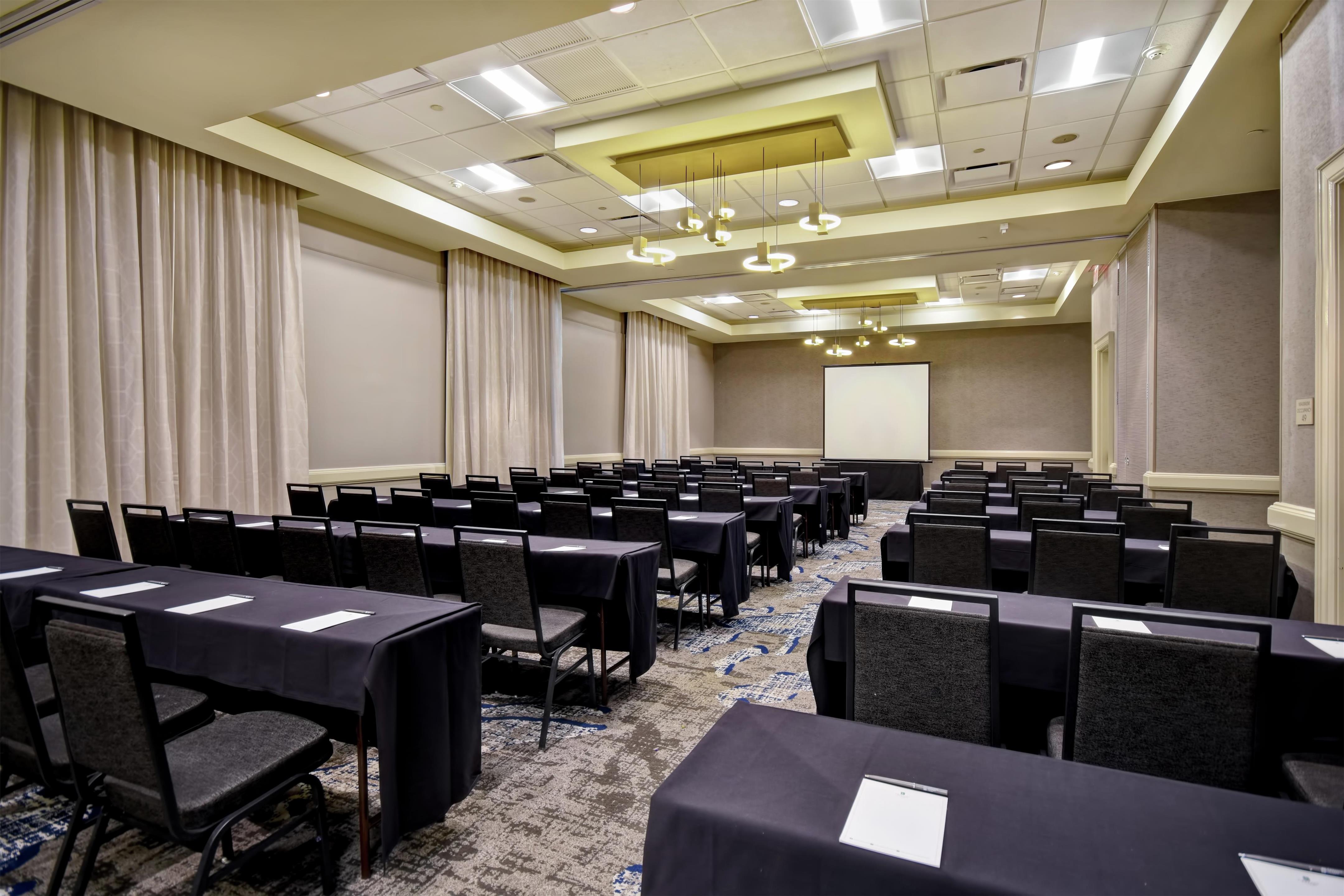 Meeting Room | Embassy Suites by Hilton Montgomery Hotel & Conference Ctr