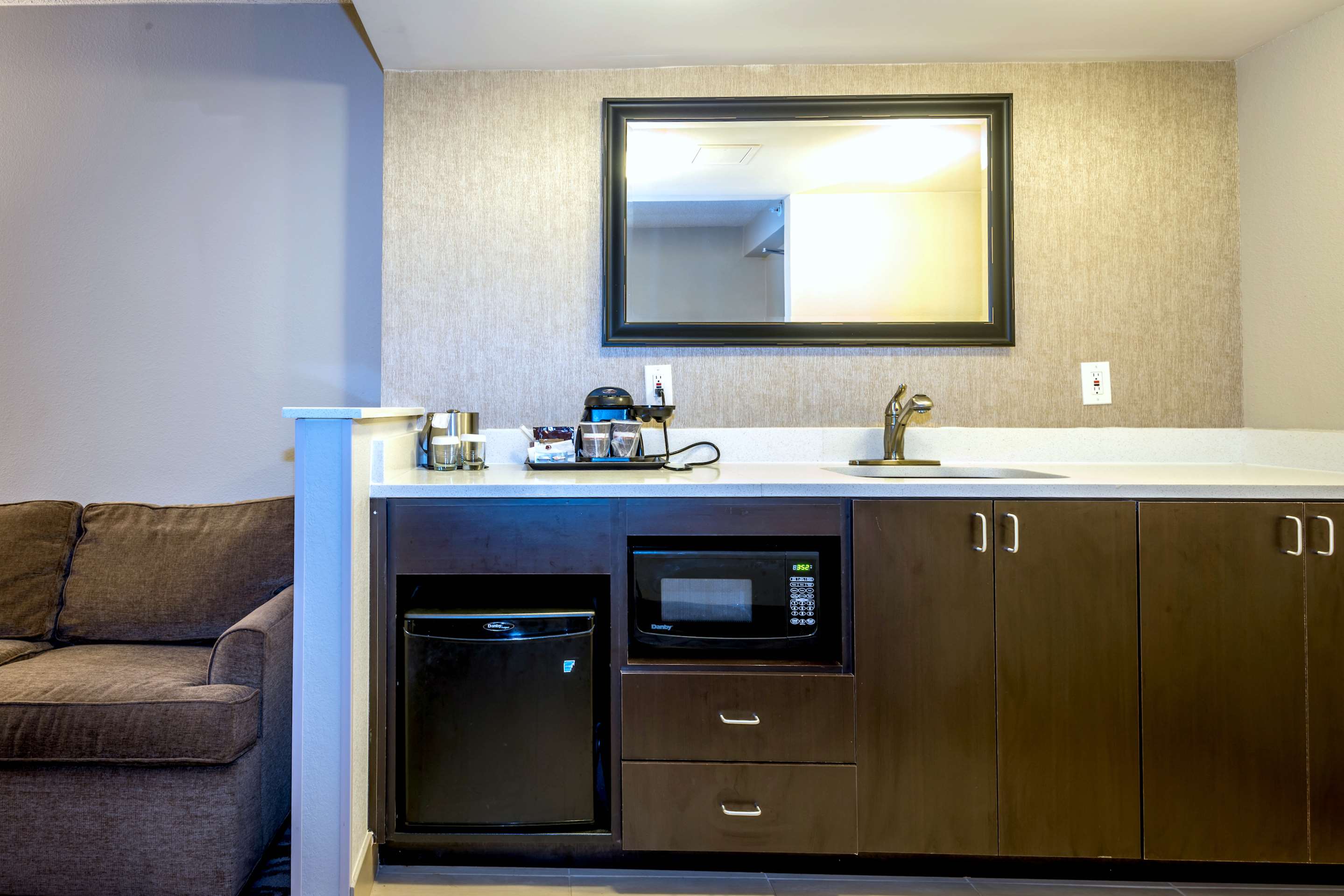 Guest room
