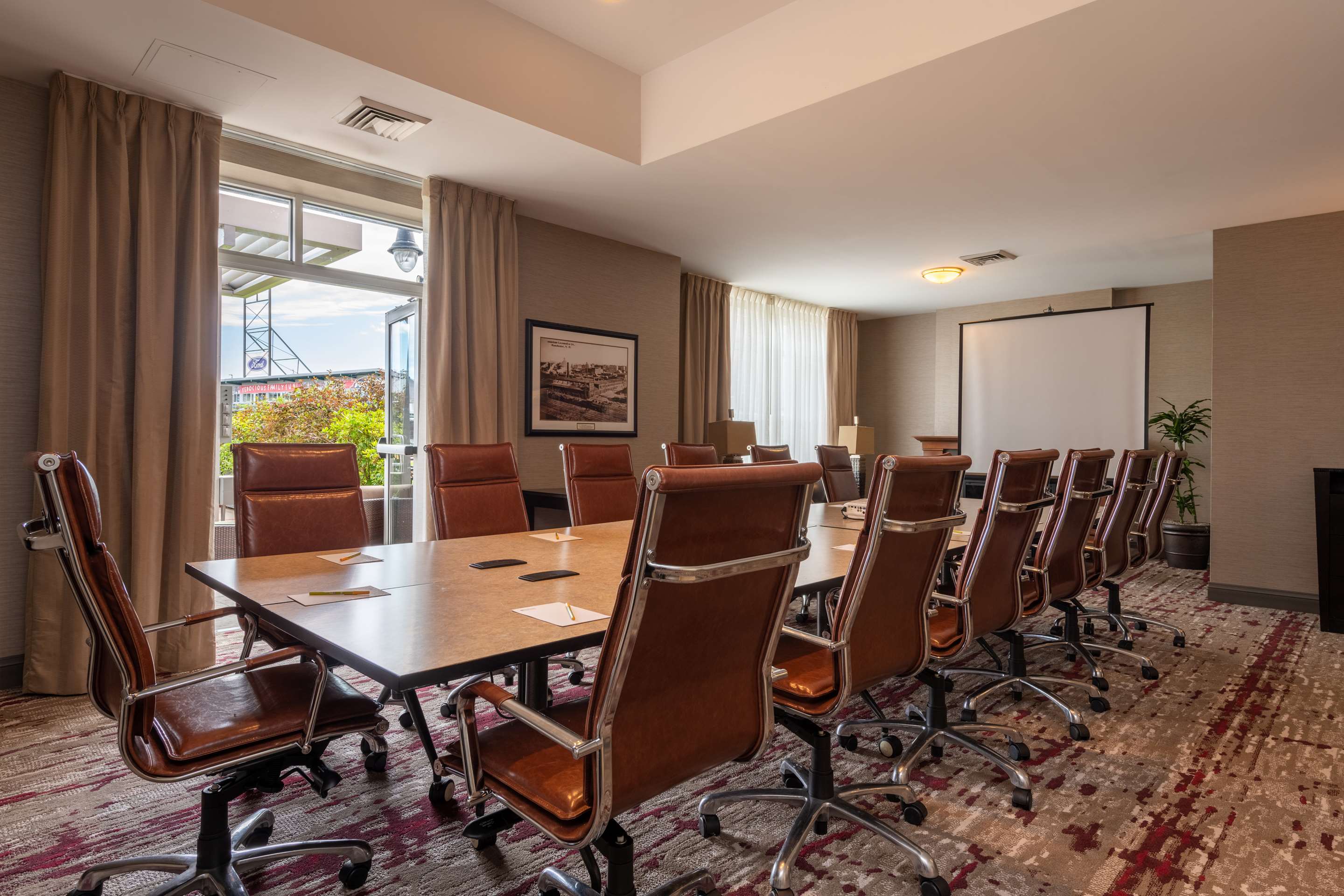 Meeting Room | Hilton Garden Inn Manchester Downtown