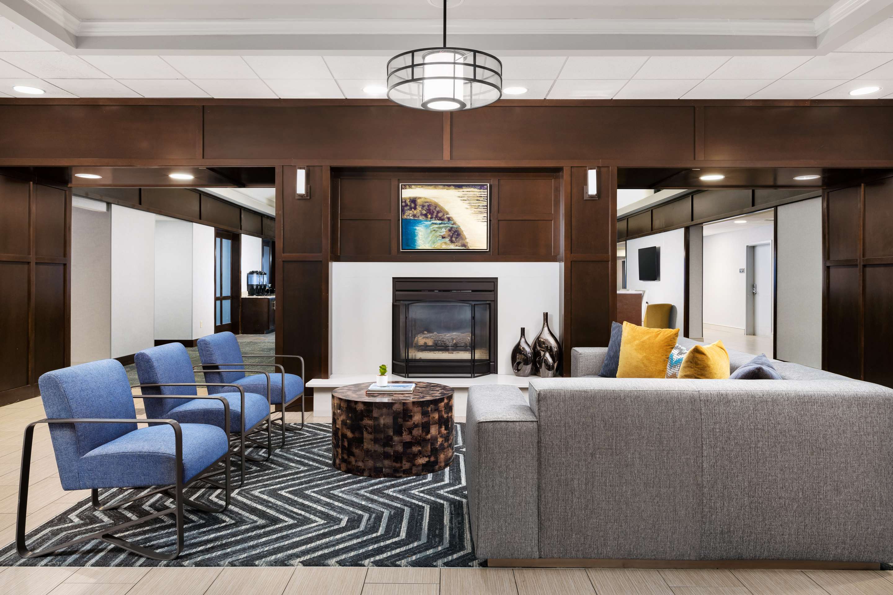 Lobby | Homewood Suites by Hilton Manchester/Airport