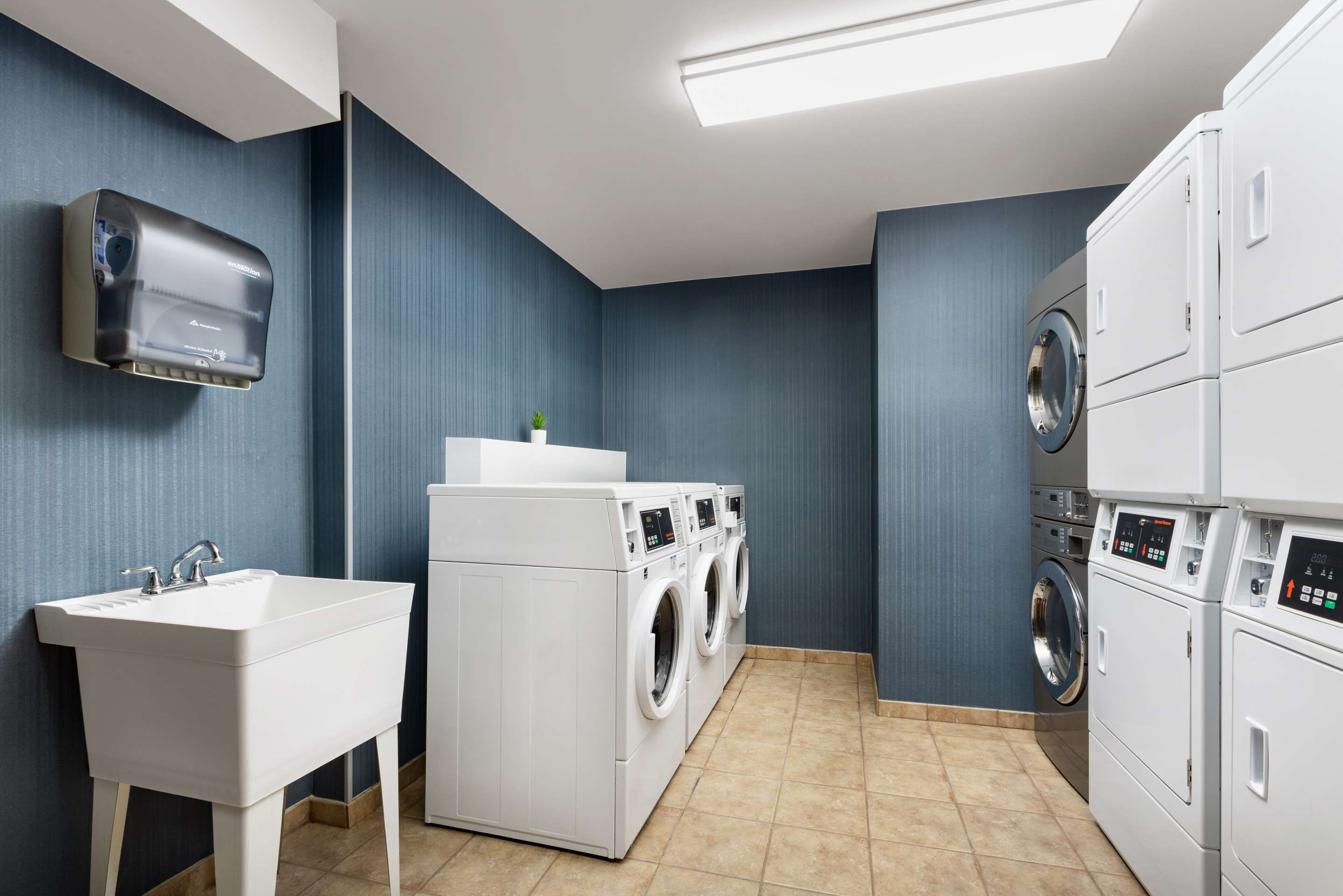 Property amenity | Homewood Suites by Hilton Manchester/Airport