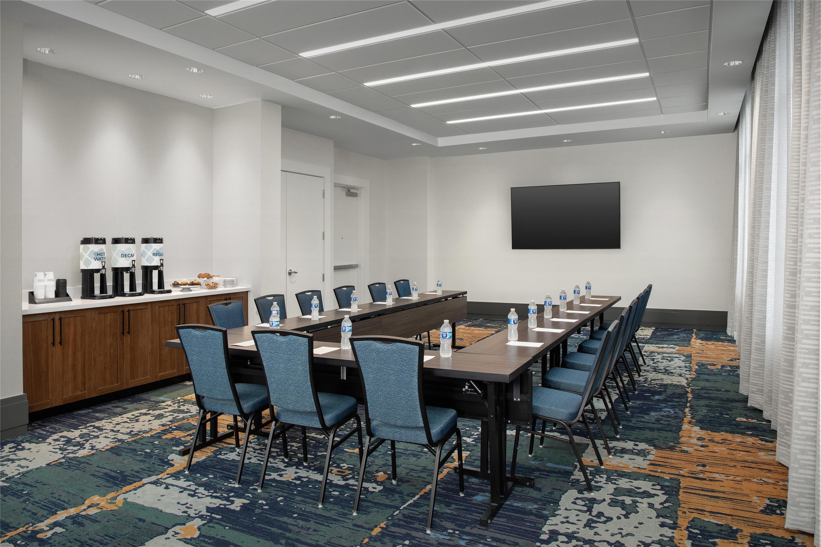 Meeting Room | Hilton Garden Inn Portsmouth Downtown
