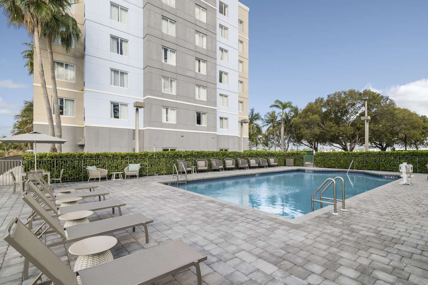 Homewood Suites by Hilton Miami - Airport/Blue Lagoon