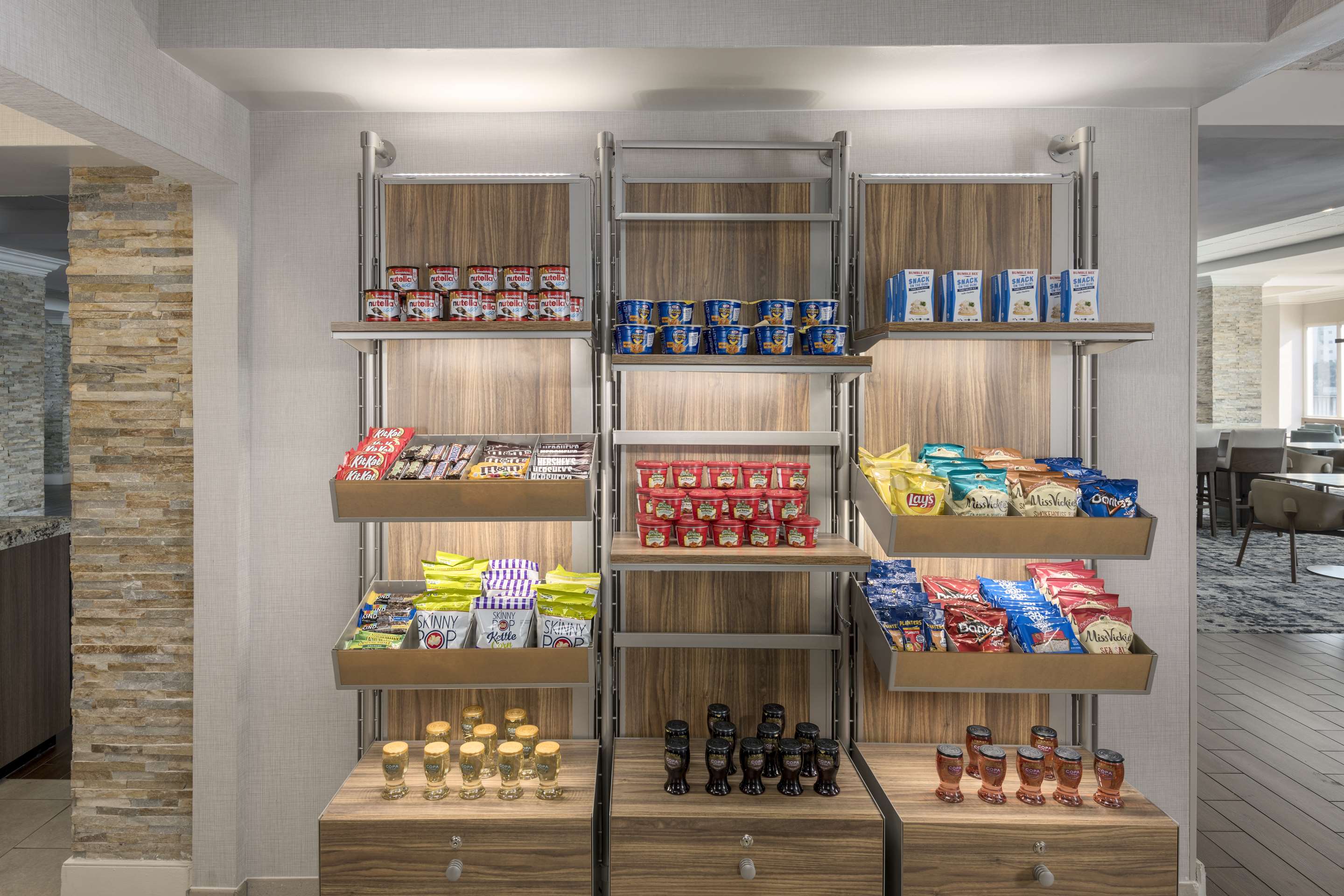 Restaurant | Homewood Suites by Hilton Miami-Airport/Blue Lagoon